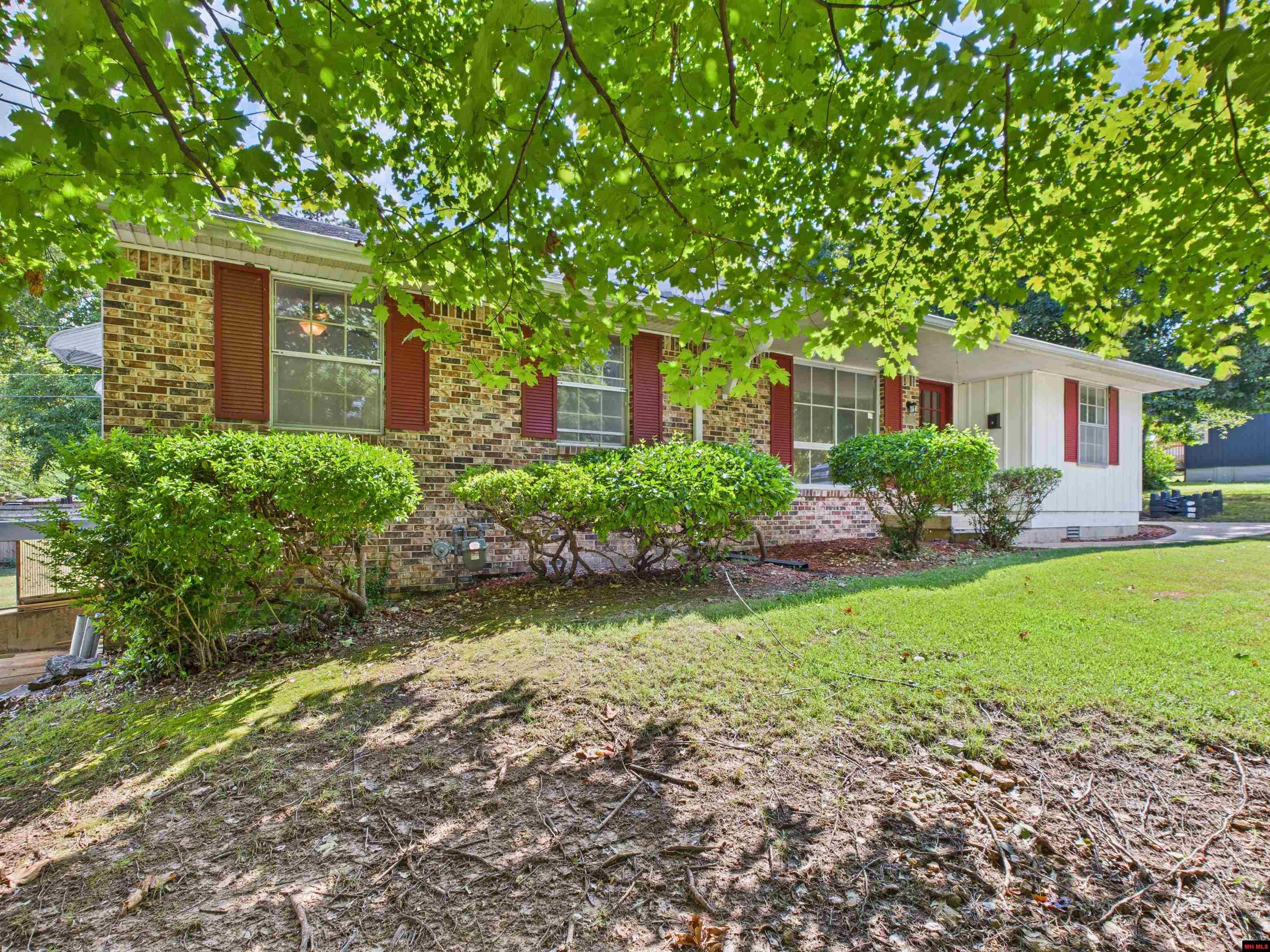 702 E 2ND STREET Mountain Home, AR 72653