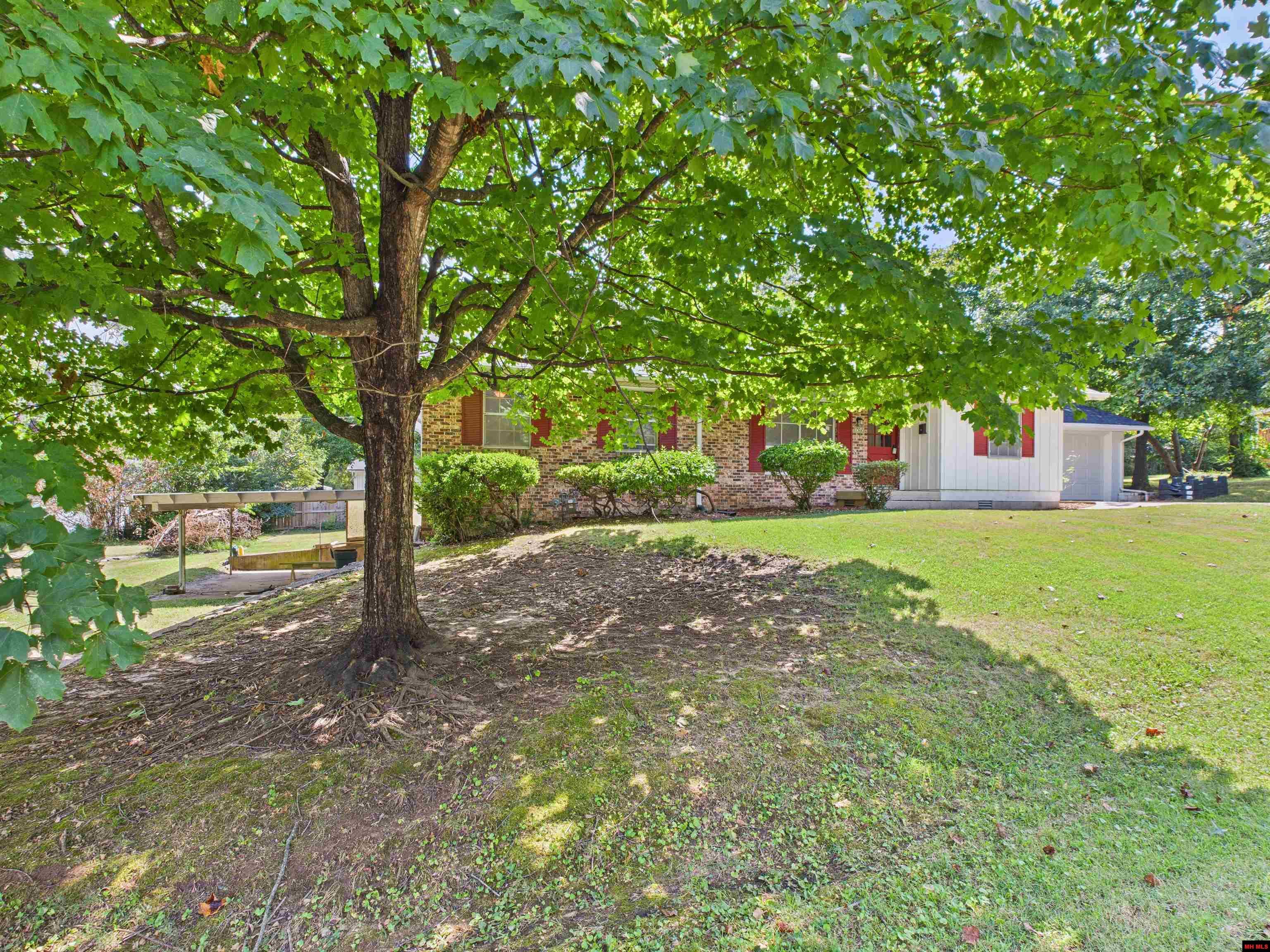702 E 2ND STREET Mountain Home, AR 72653