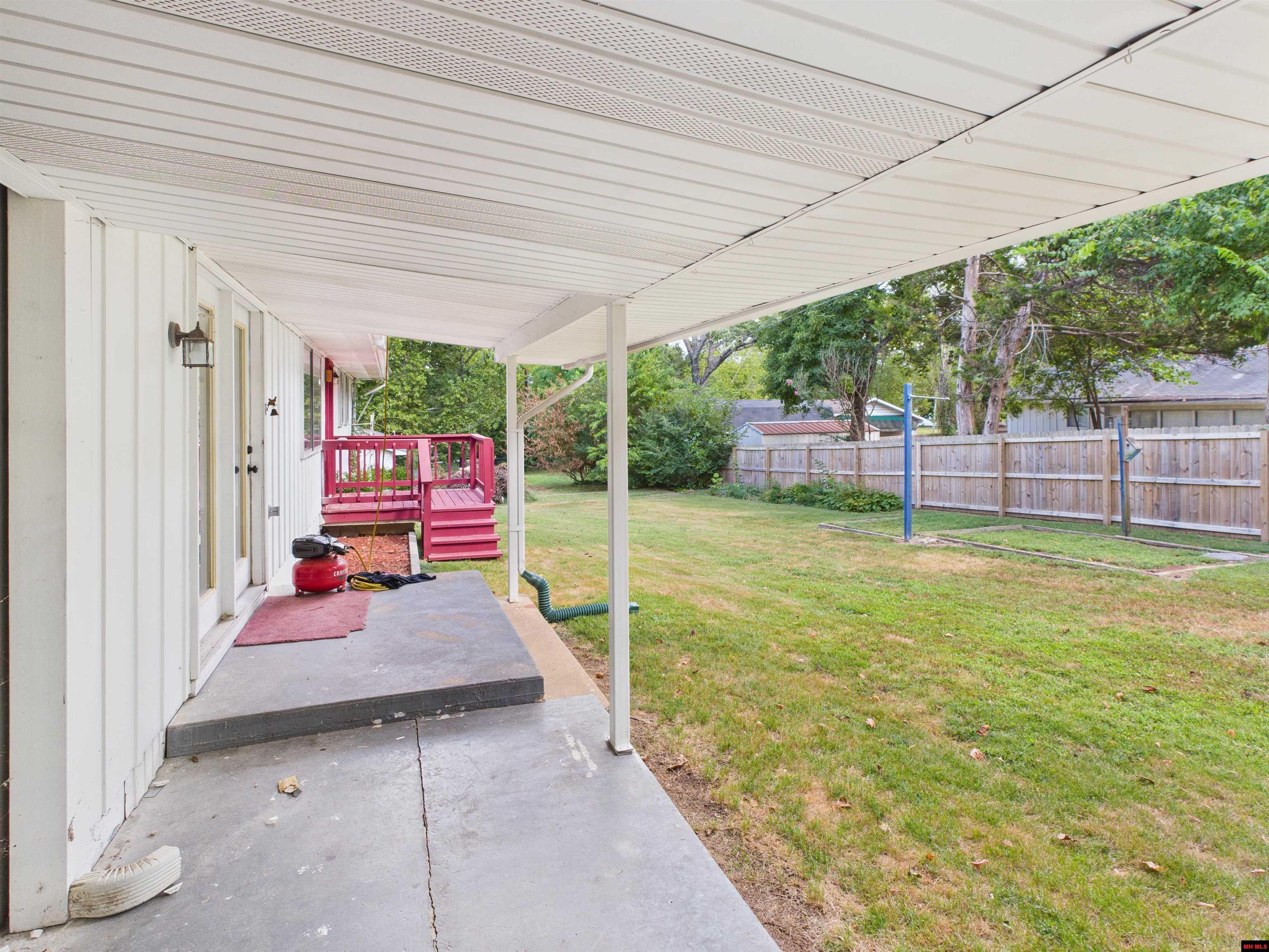 702 E 2ND STREET Mountain Home, AR 72653