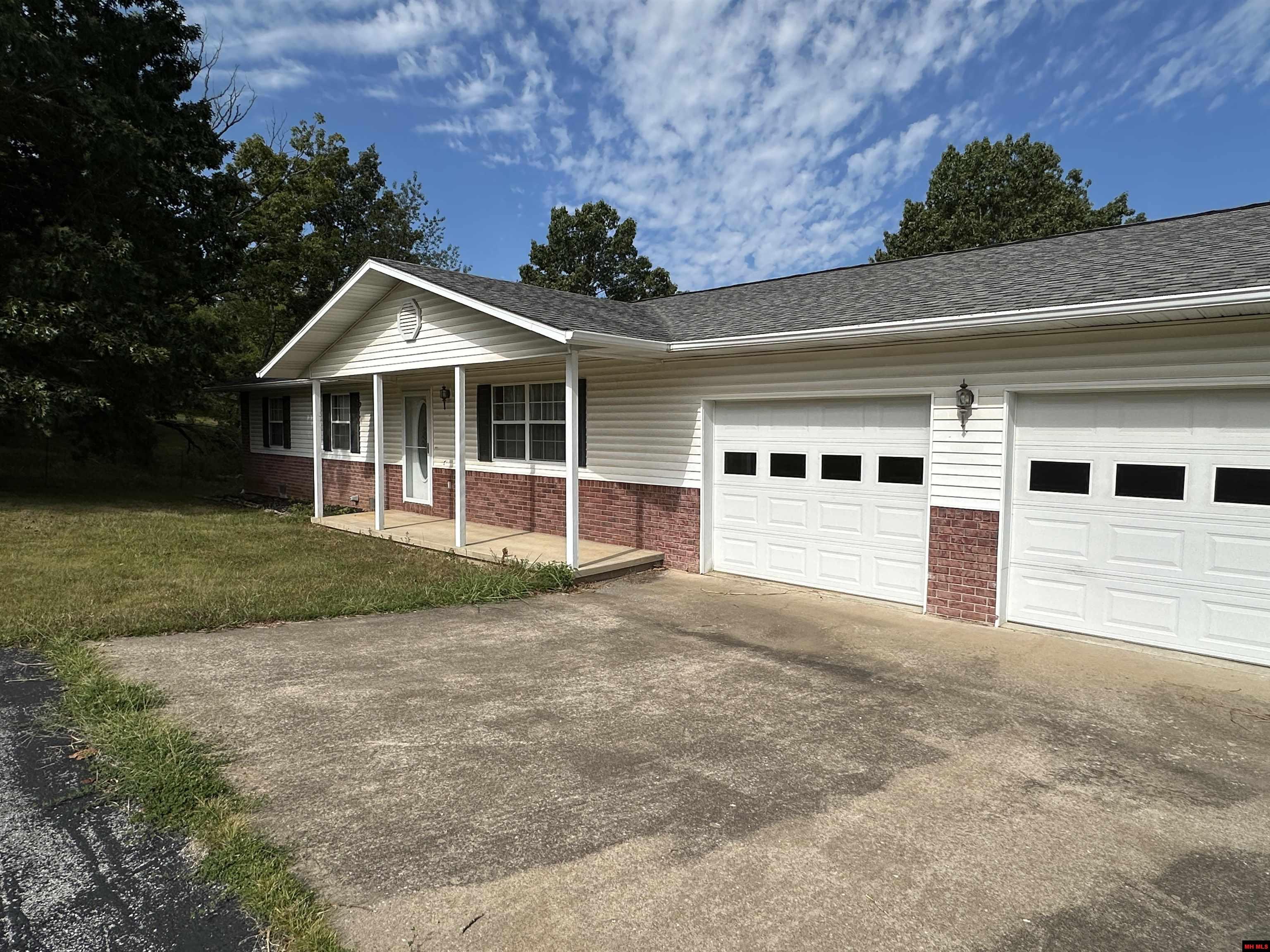 3361 COTTONWOOD ROAD Harrison, AR 72601-3361