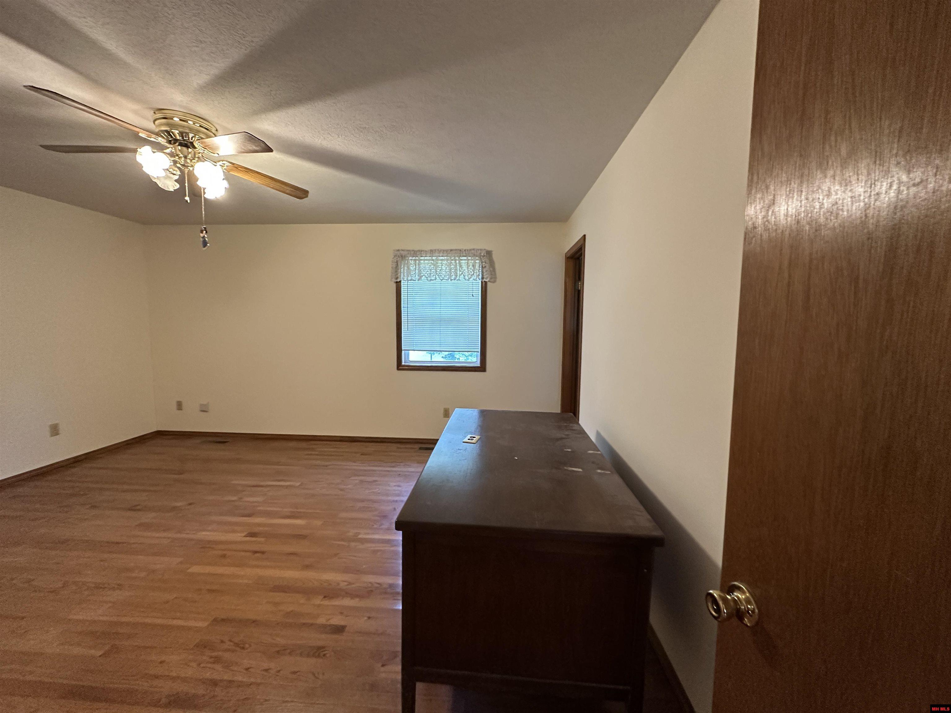 3361 COTTONWOOD ROAD Harrison, AR 72601-3361