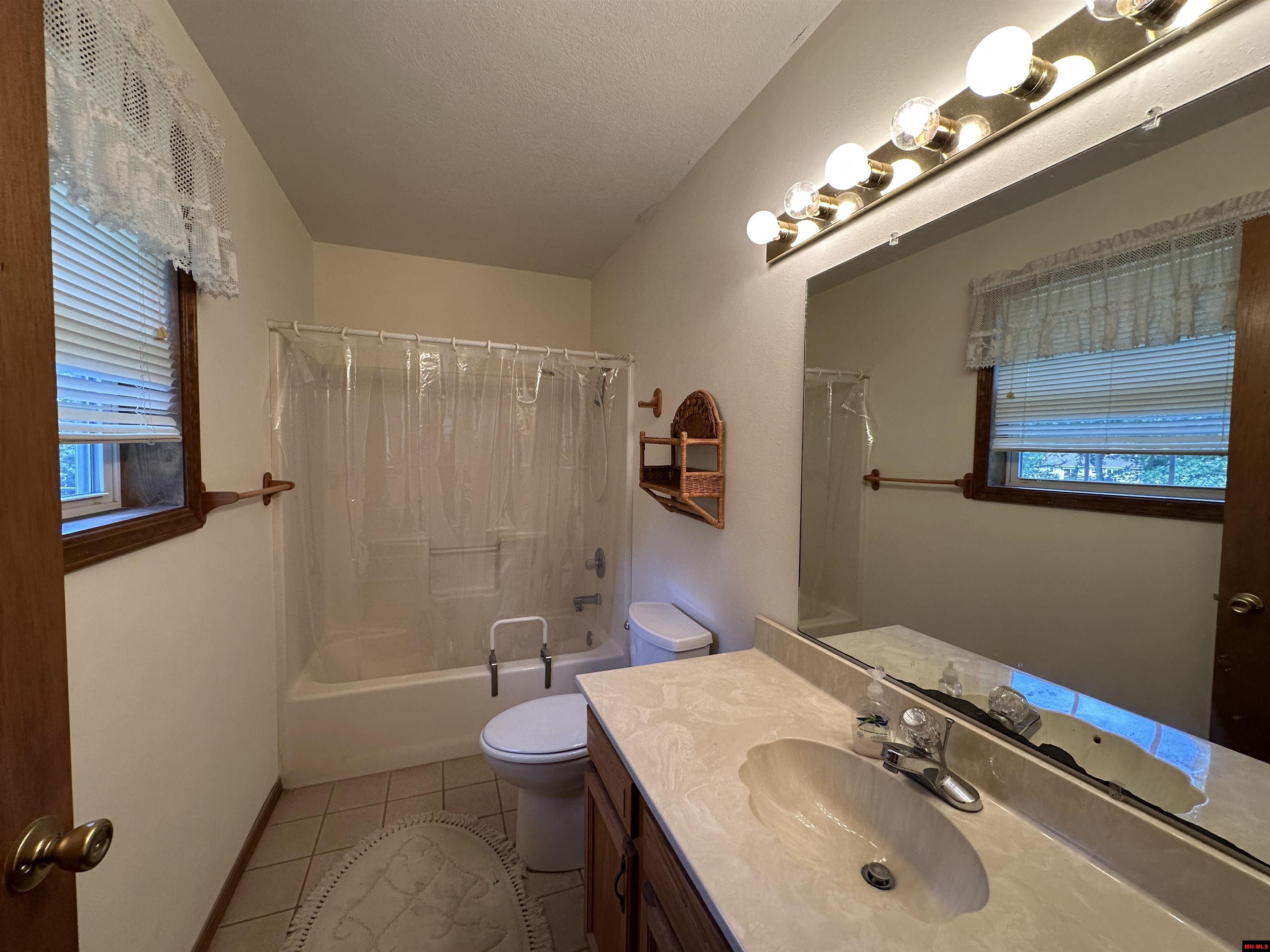 3361 COTTONWOOD ROAD Harrison, AR 72601-3361