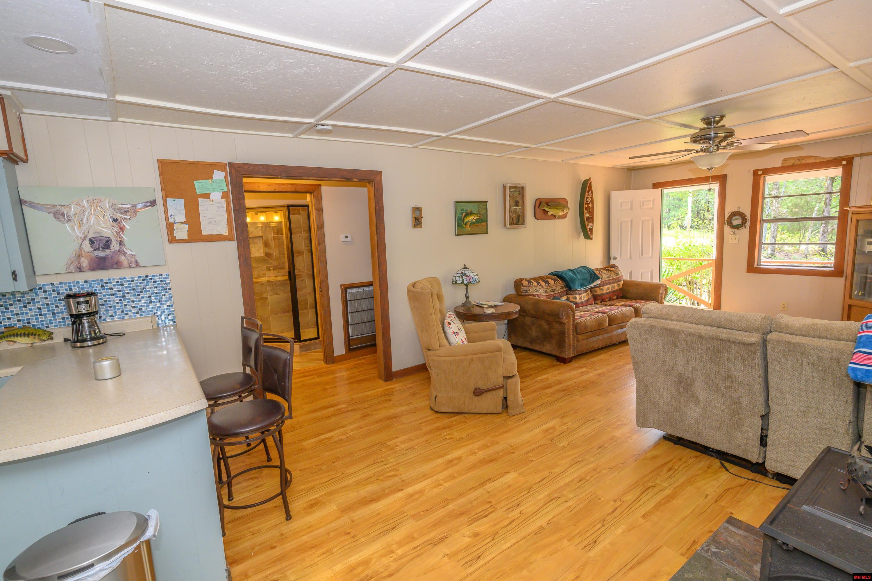 313 RUBY HOLLER LANDING Elizabeth, AR 72531