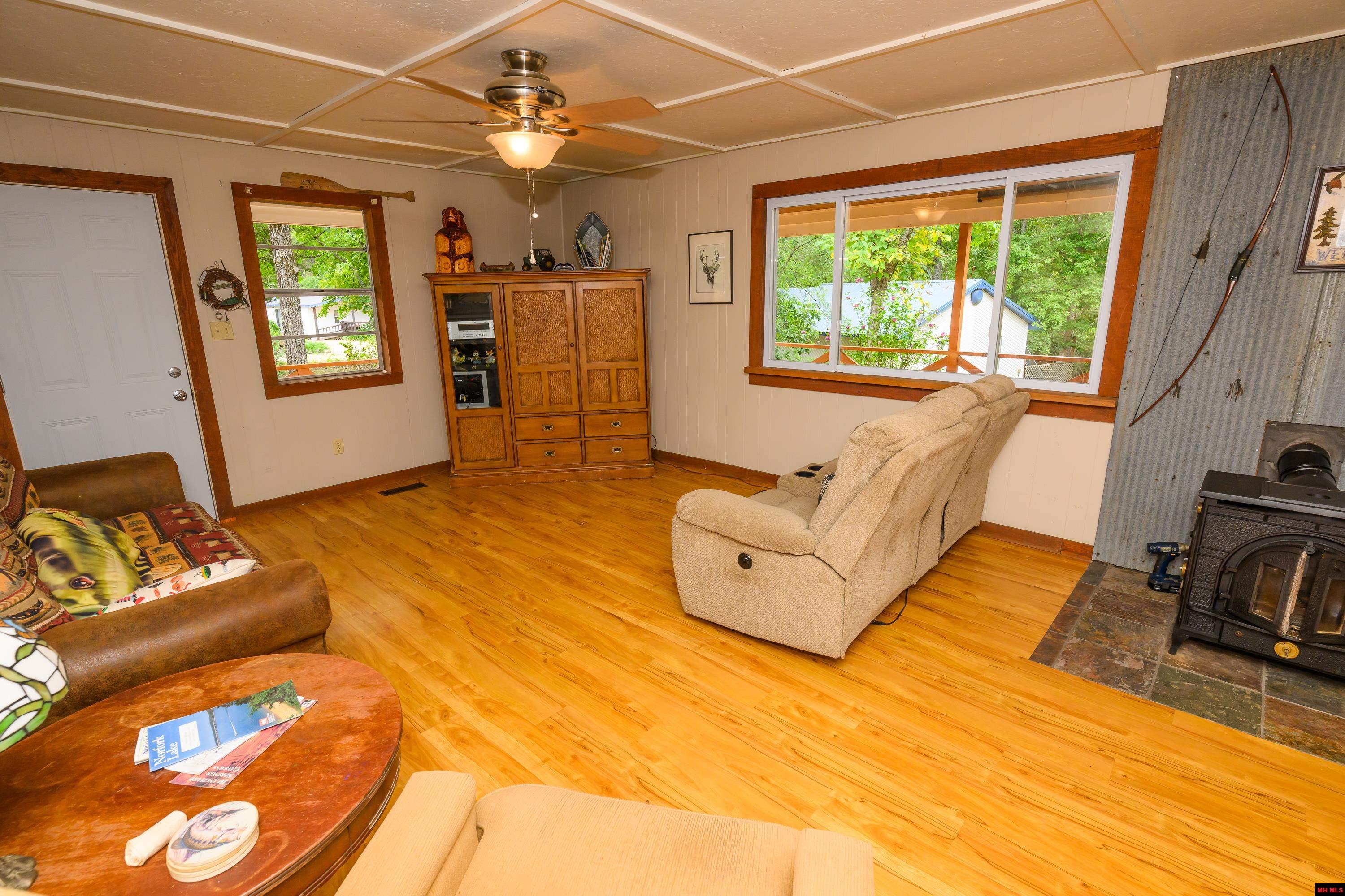 313 RUBY HOLLER LANDING Elizabeth, AR 72531