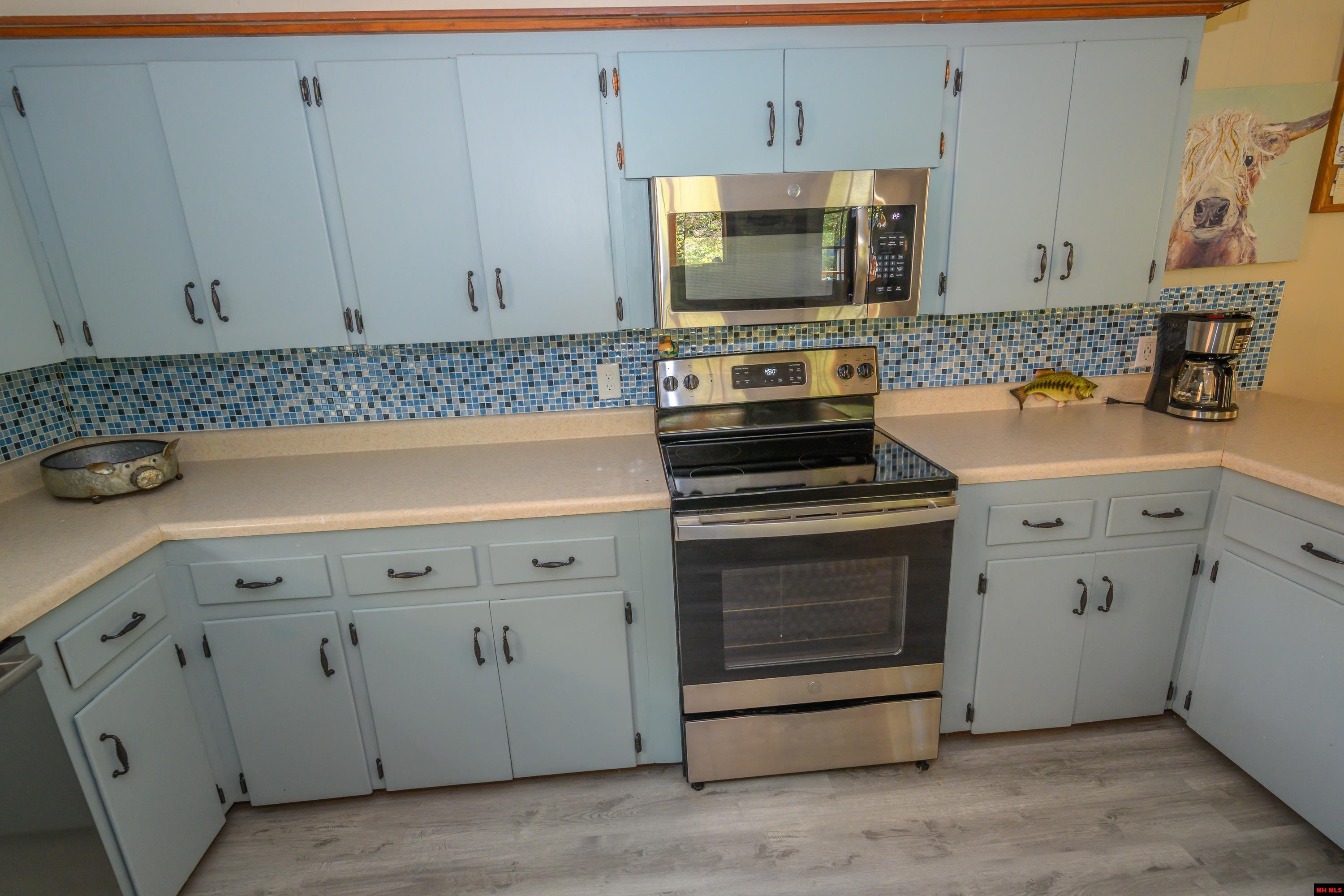 313 RUBY HOLLER LANDING Elizabeth, AR 72531