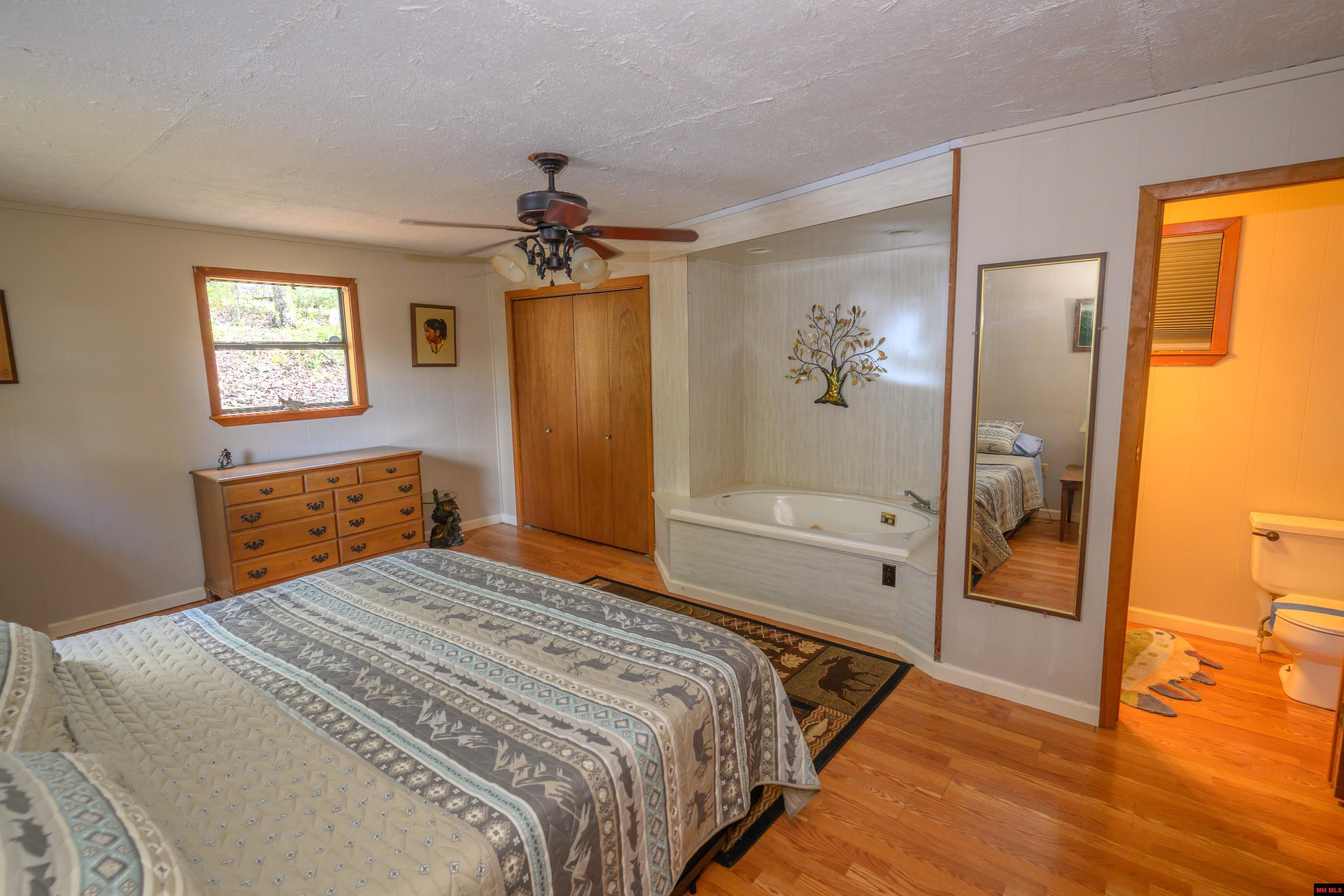 313 RUBY HOLLER LANDING Elizabeth, AR 72531