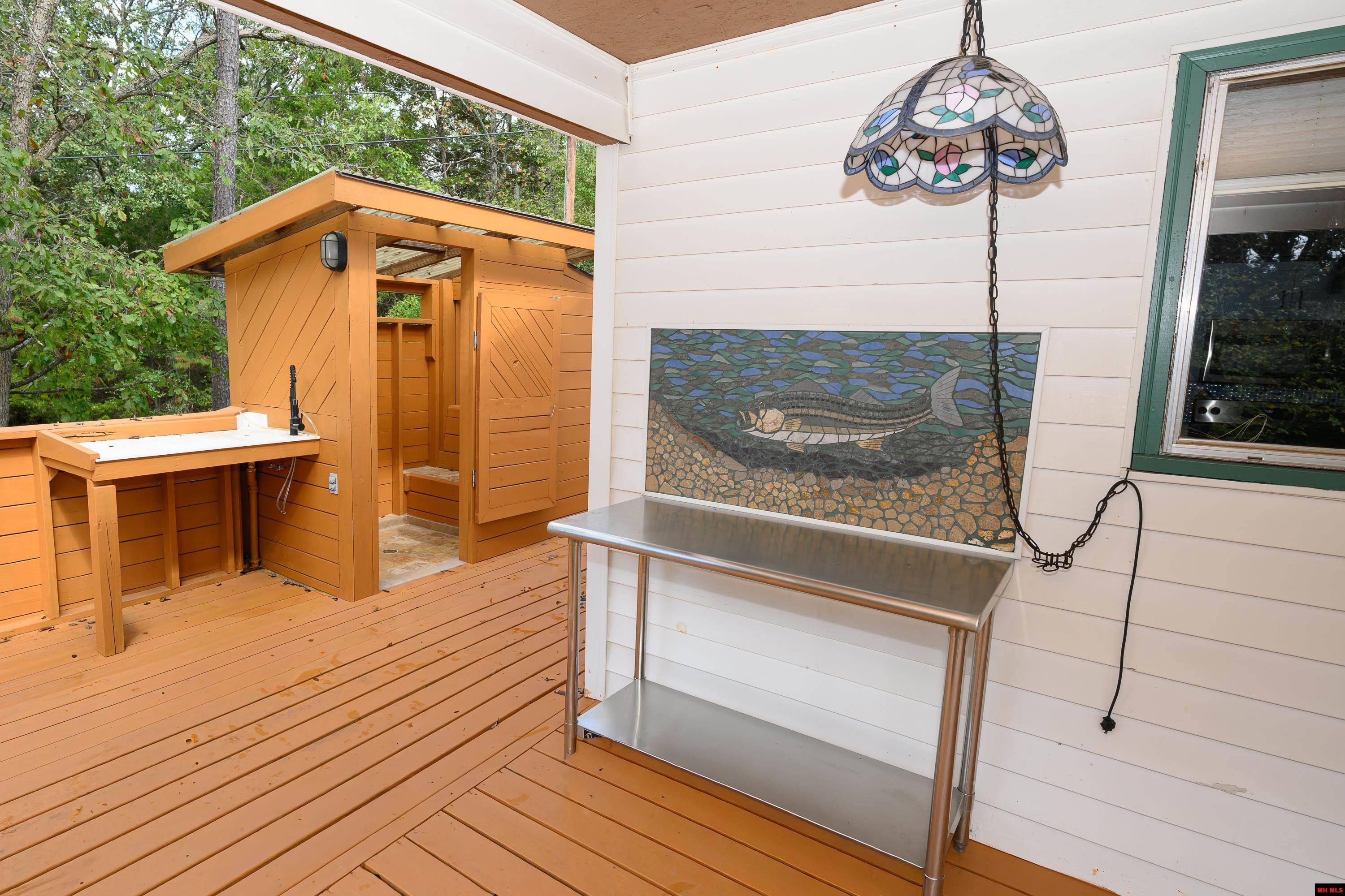 313 RUBY HOLLER LANDING Elizabeth, AR 72531