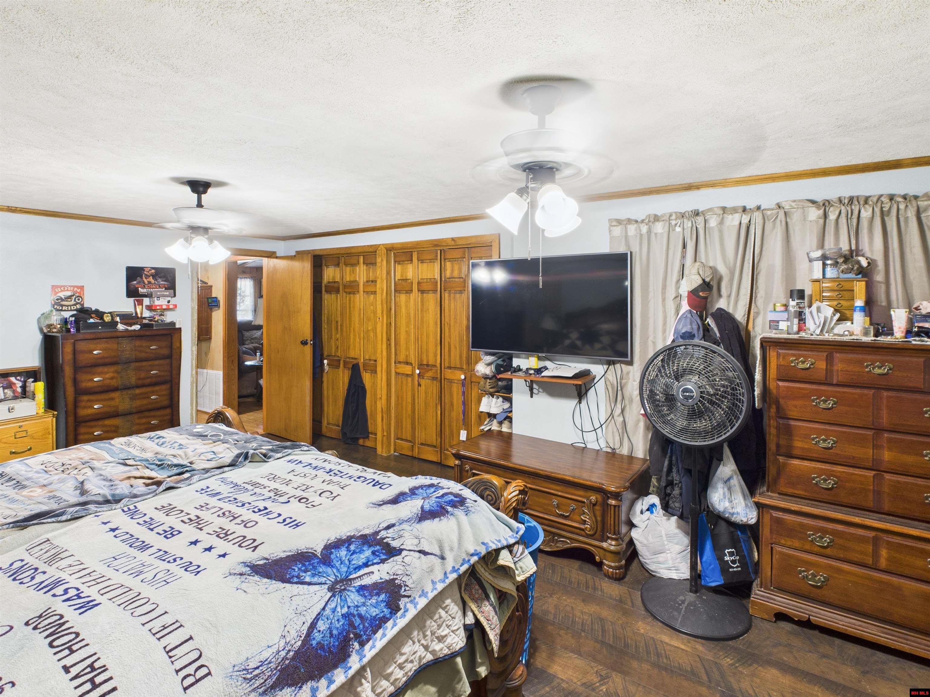 210 Northwest Street