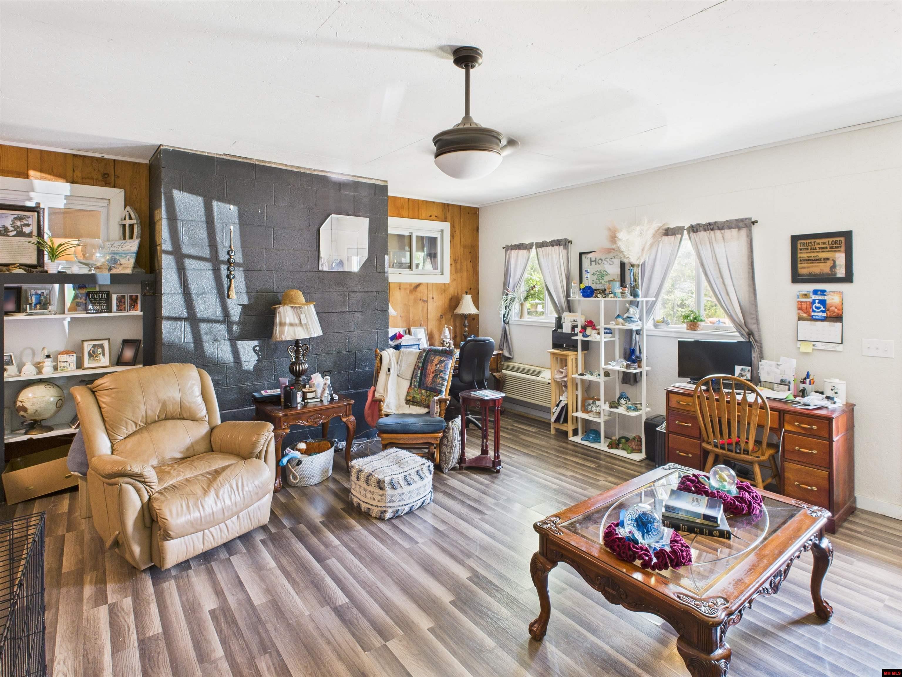 210 Northwest Street