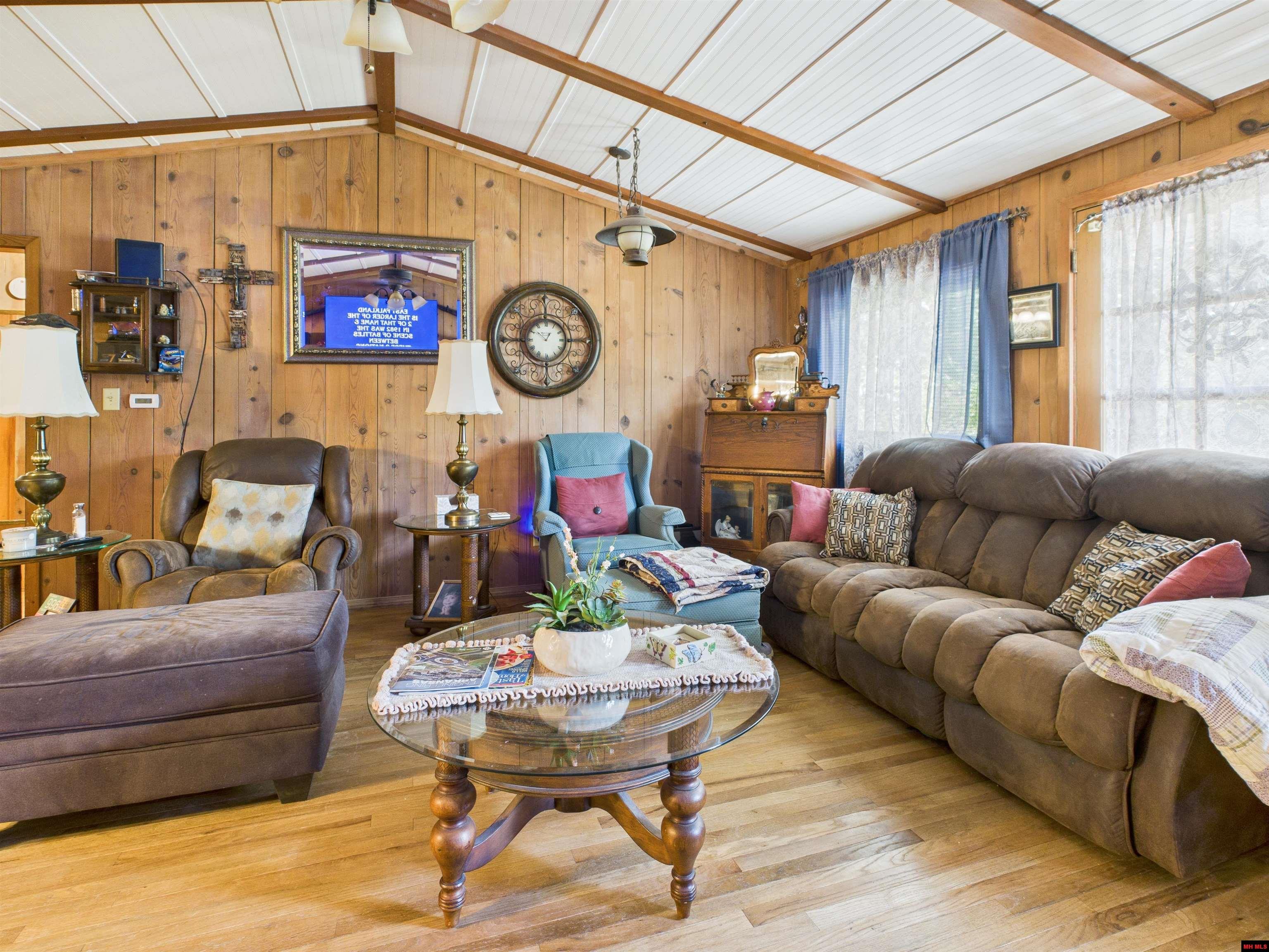 210 Northwest Street