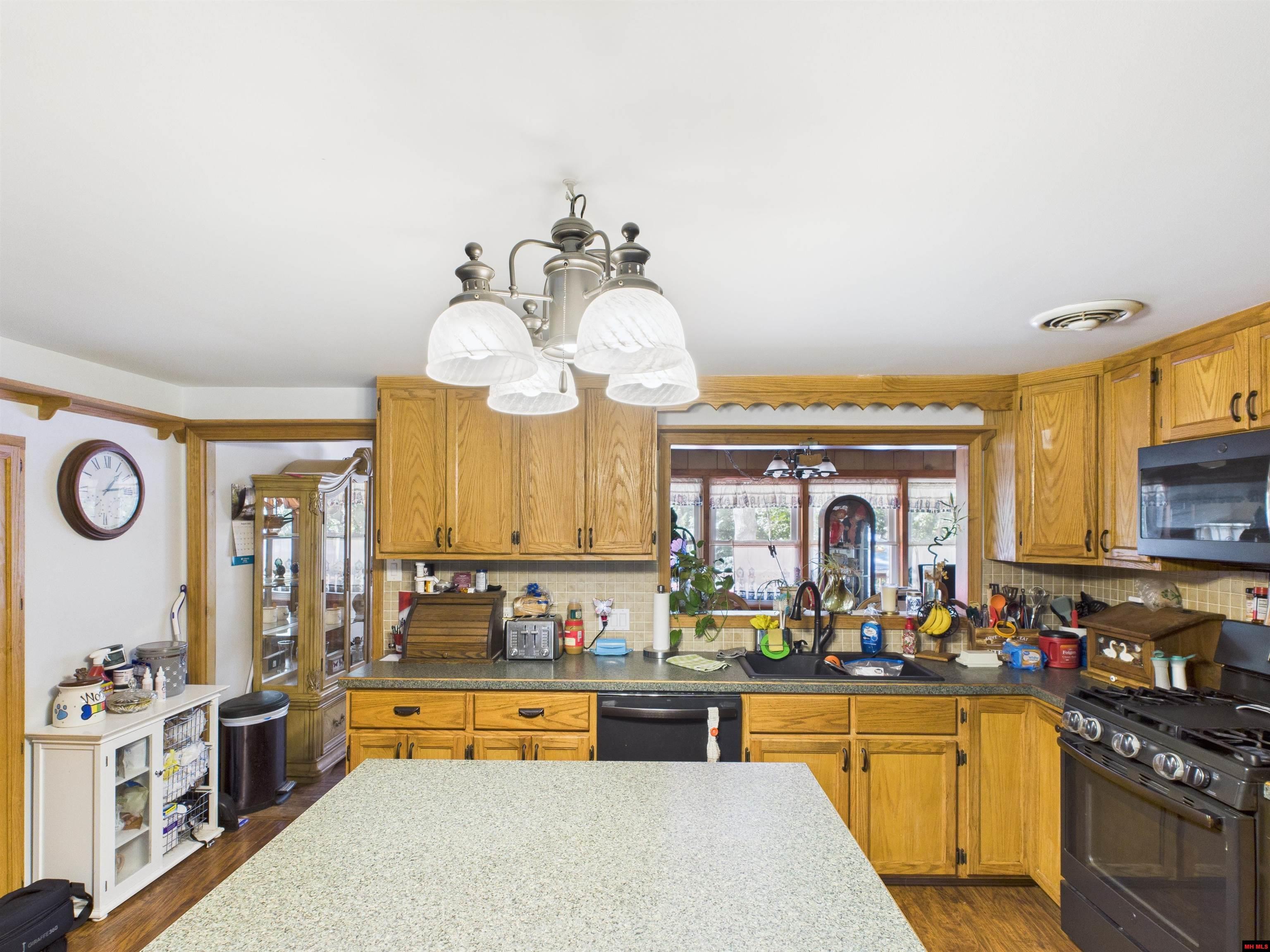 210 Northwest Street