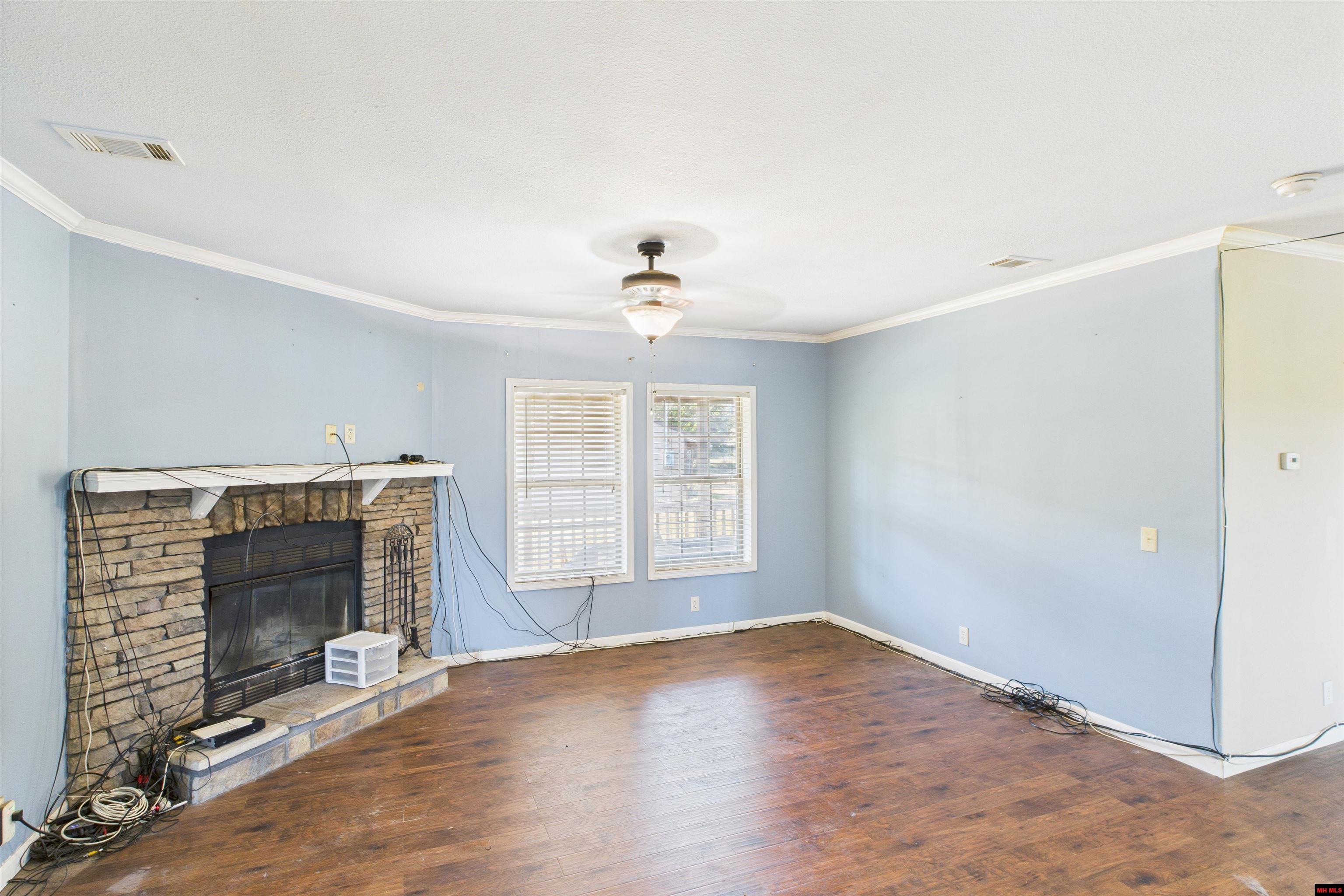 227 TIMBER LANE Yellville, AR