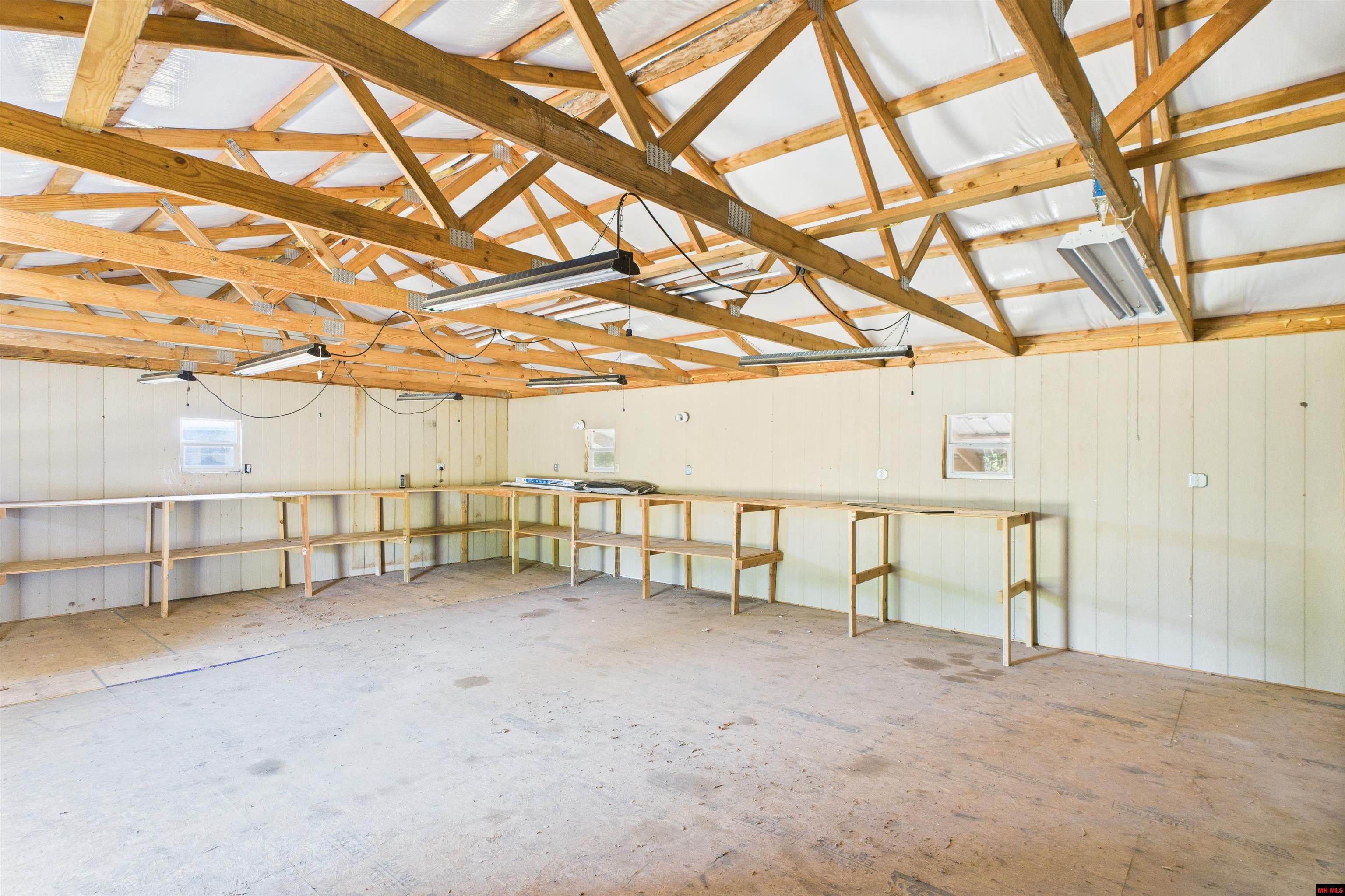 227 TIMBER LANE Yellville, AR