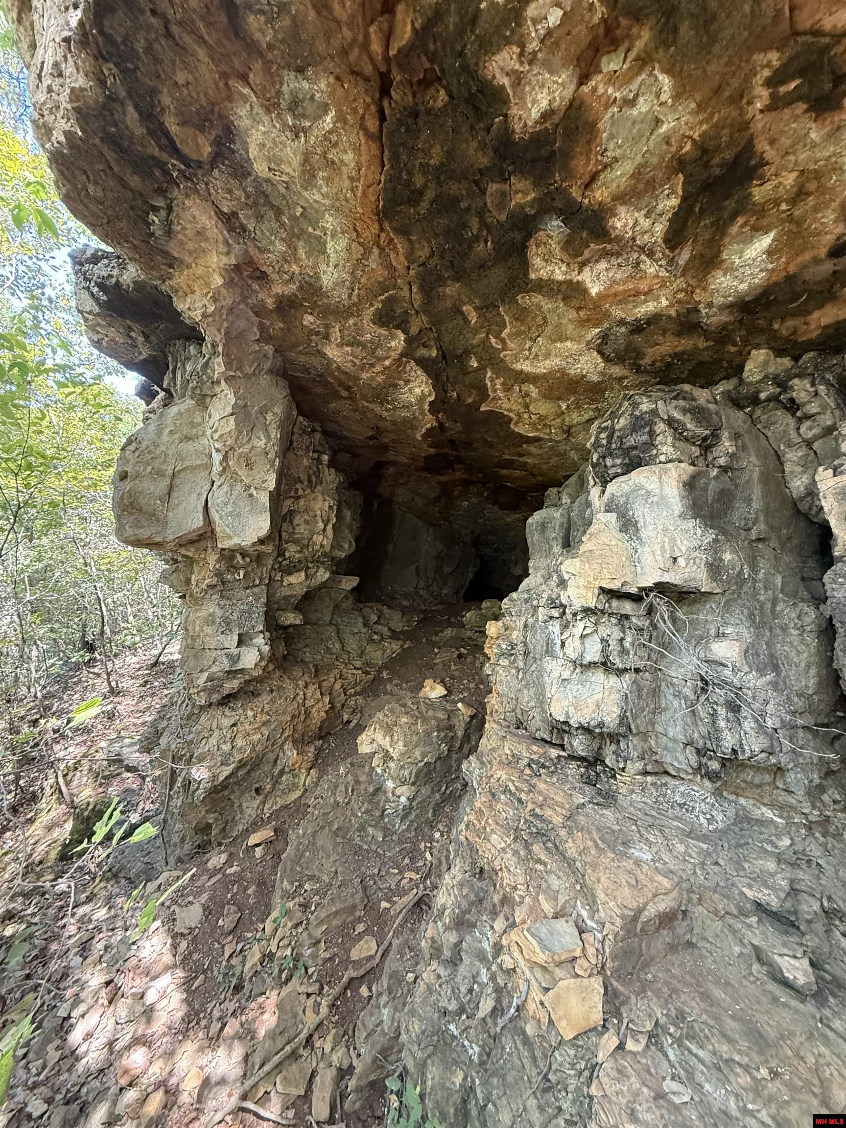 328 & 361 Rim Shoals Lane