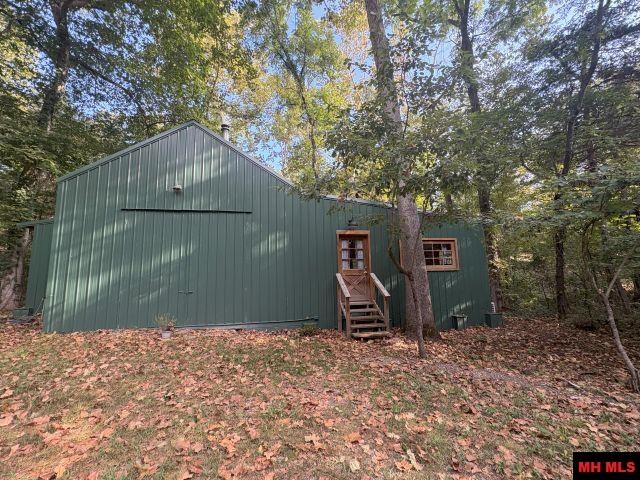 271 Old Rush Creek Road