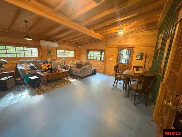 271 Old Rush Creek Road