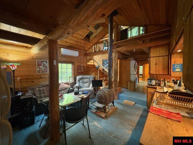 271 Old Rush Creek Road