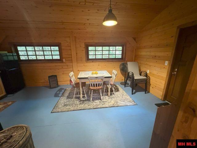 271 Old Rush Creek Road