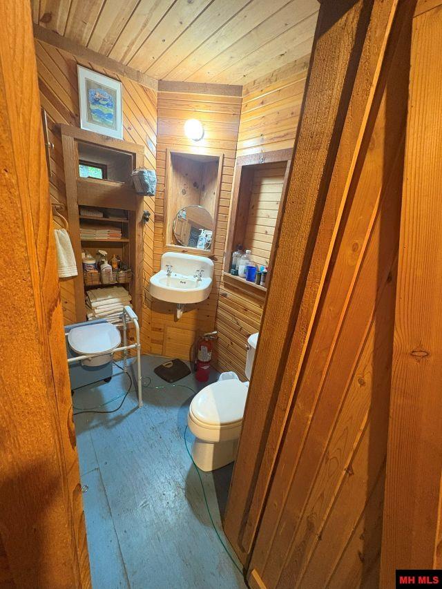 271 Old Rush Creek Road