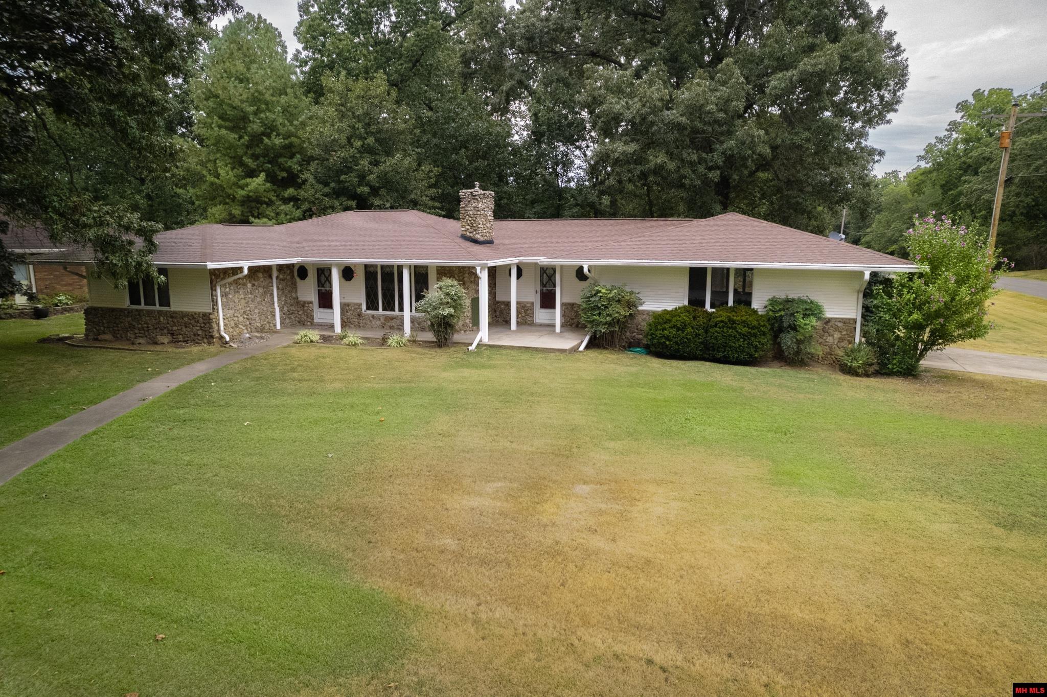 19 DOGWOOD LANE Lakeview, AR 72642