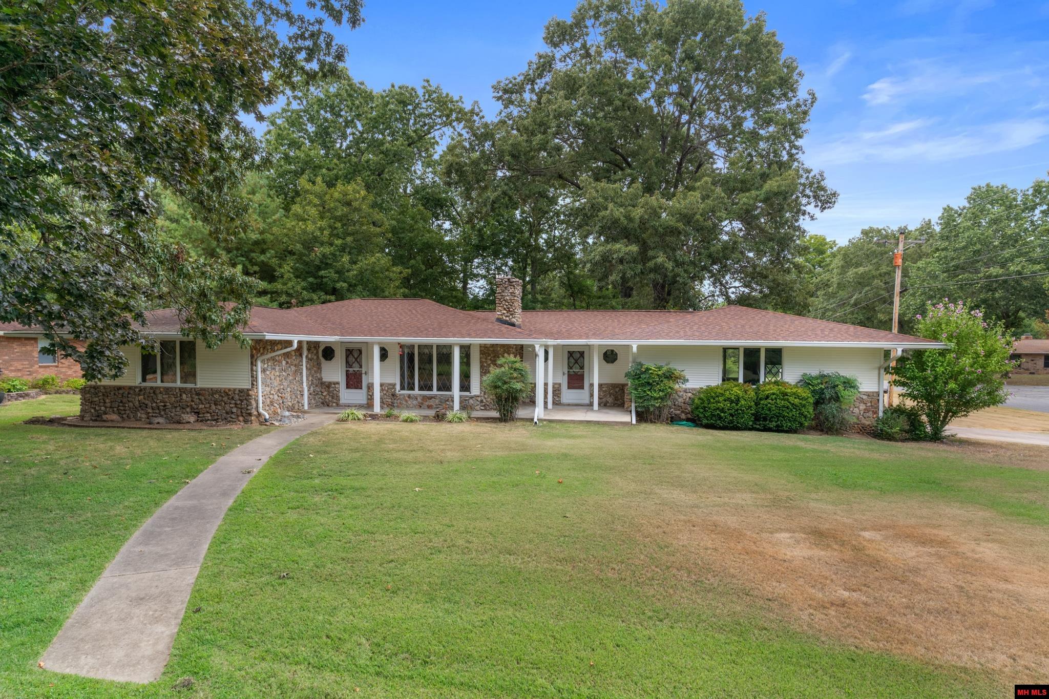 19 DOGWOOD LANE Lakeview, AR 72642