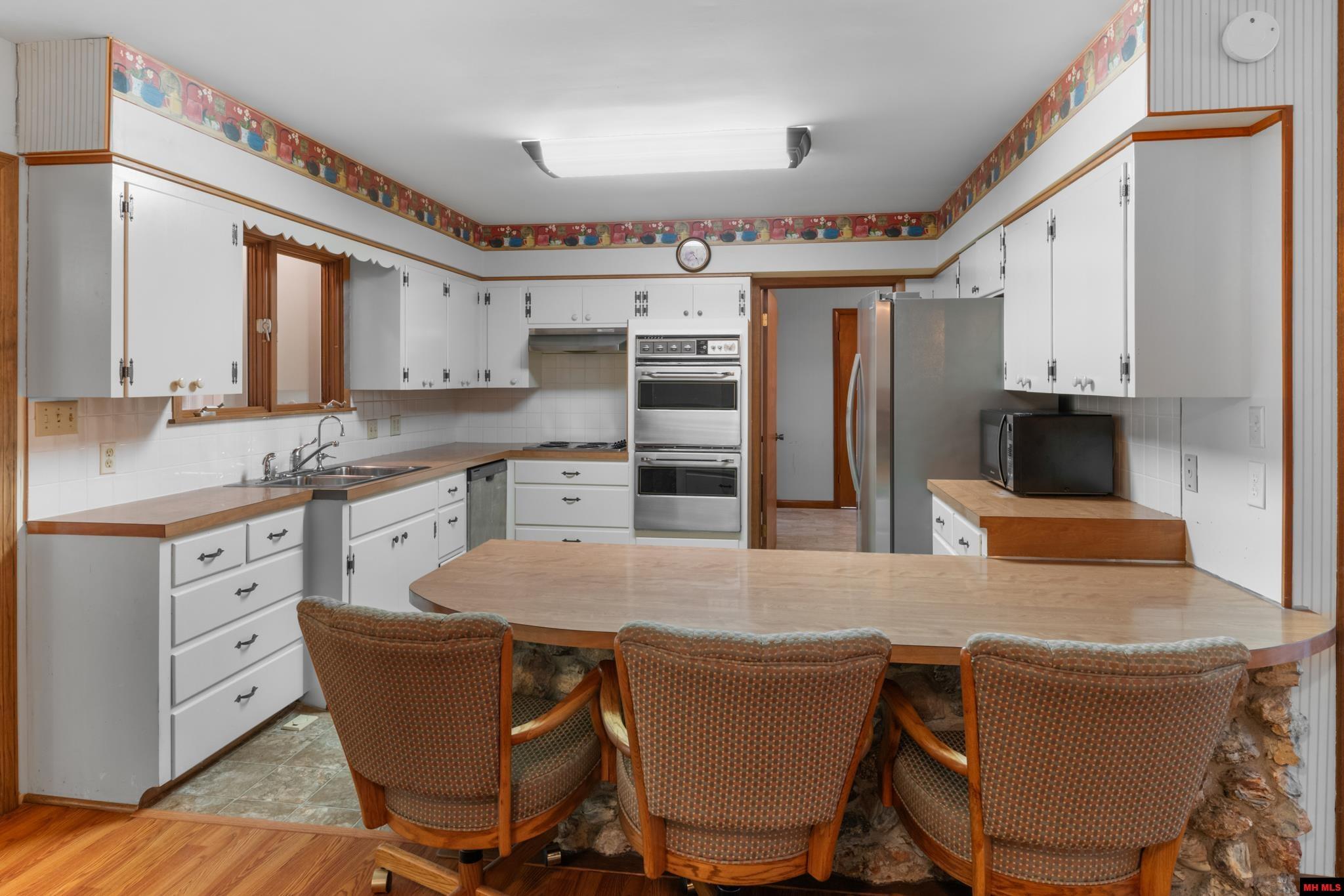 19 DOGWOOD LANE Lakeview, AR 72642