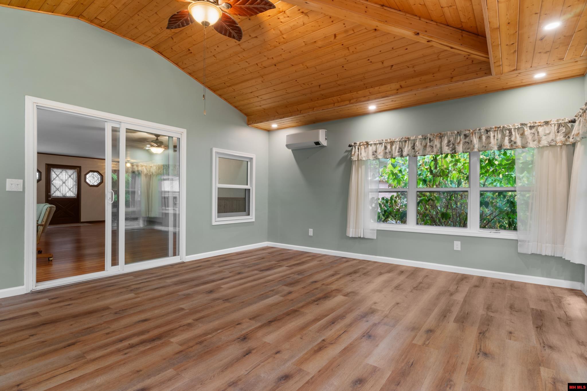 19 DOGWOOD LANE Lakeview, AR 72642