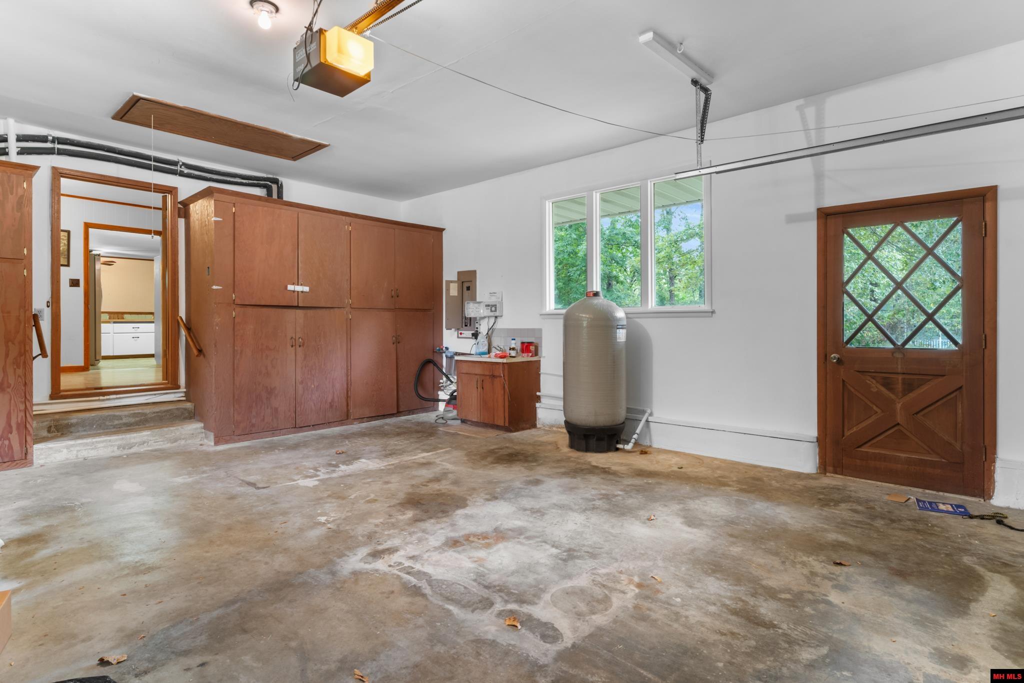 19 DOGWOOD LANE Lakeview, AR 72642