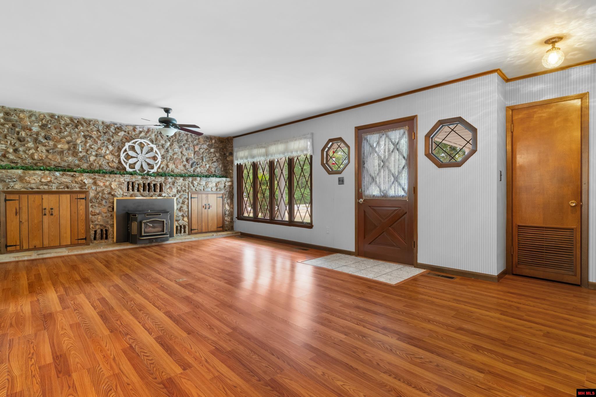 19 DOGWOOD LANE Lakeview, AR 72642