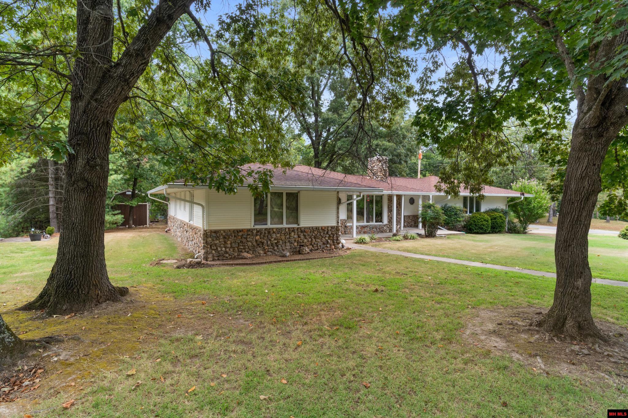 19 DOGWOOD LANE Lakeview, AR 72642