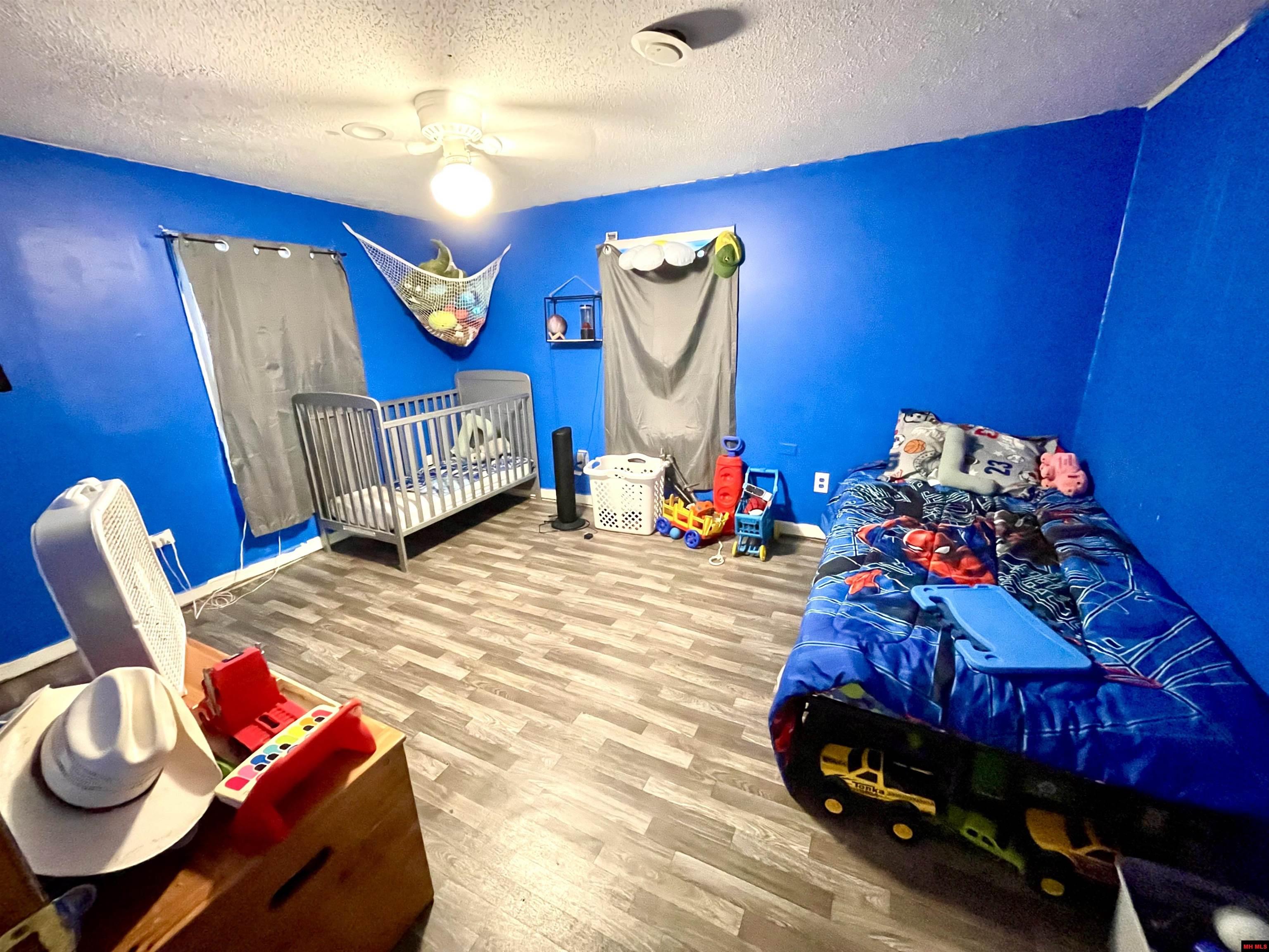 68 S IUKA ROAD Calico Rock, AR 72519