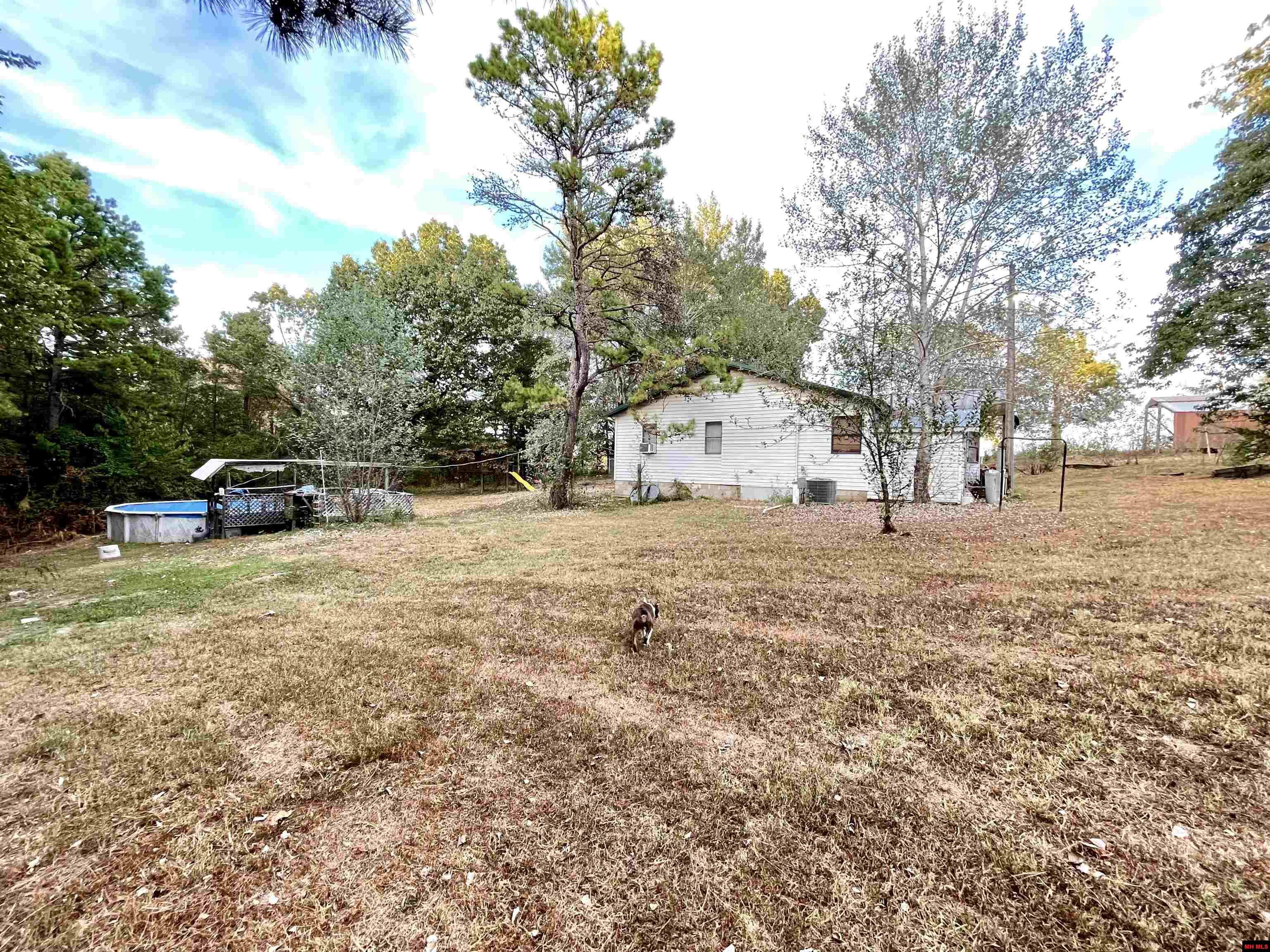 68 S IUKA ROAD Calico Rock, AR 72519