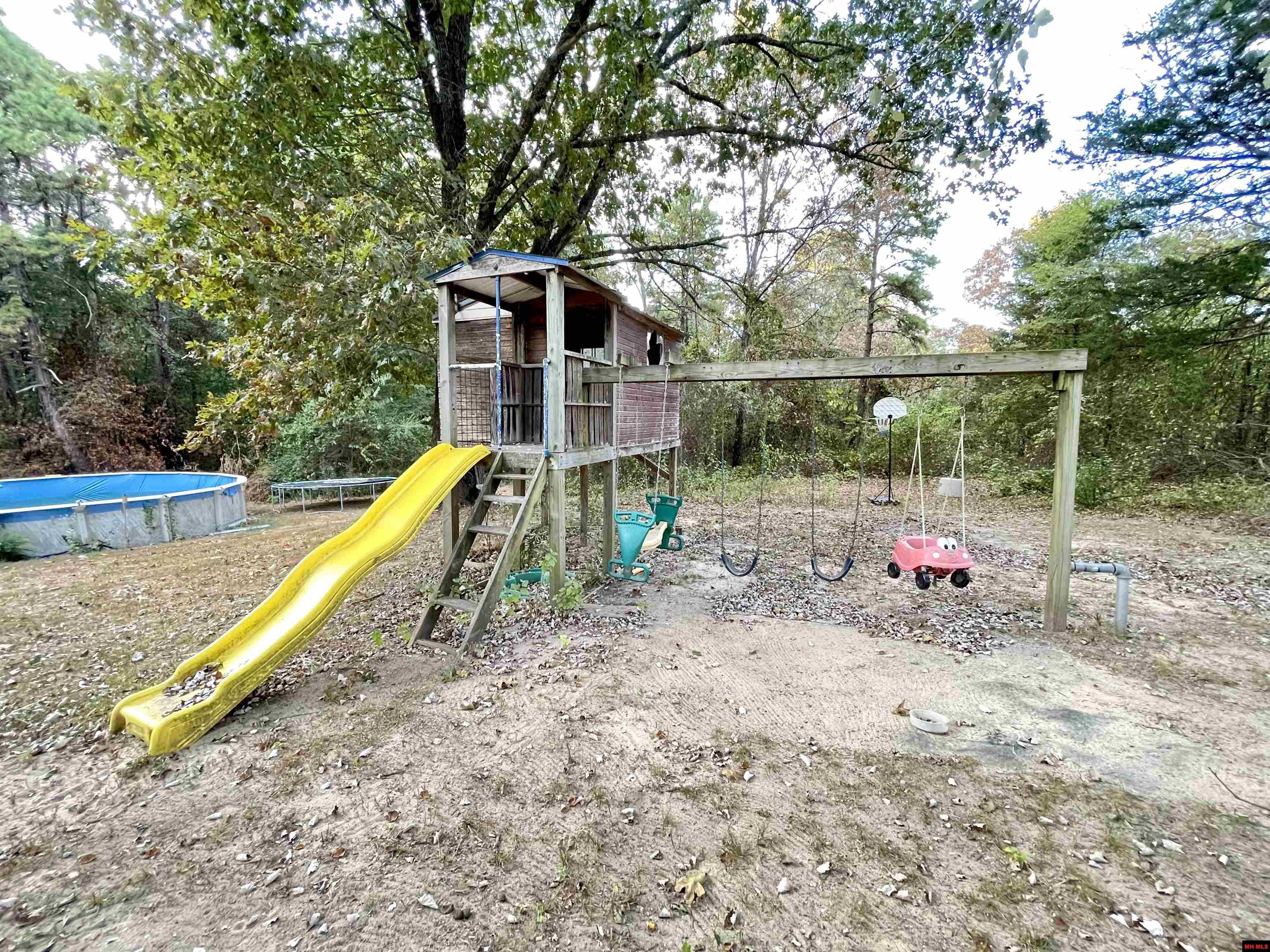 68 S IUKA ROAD Calico Rock, AR 72519