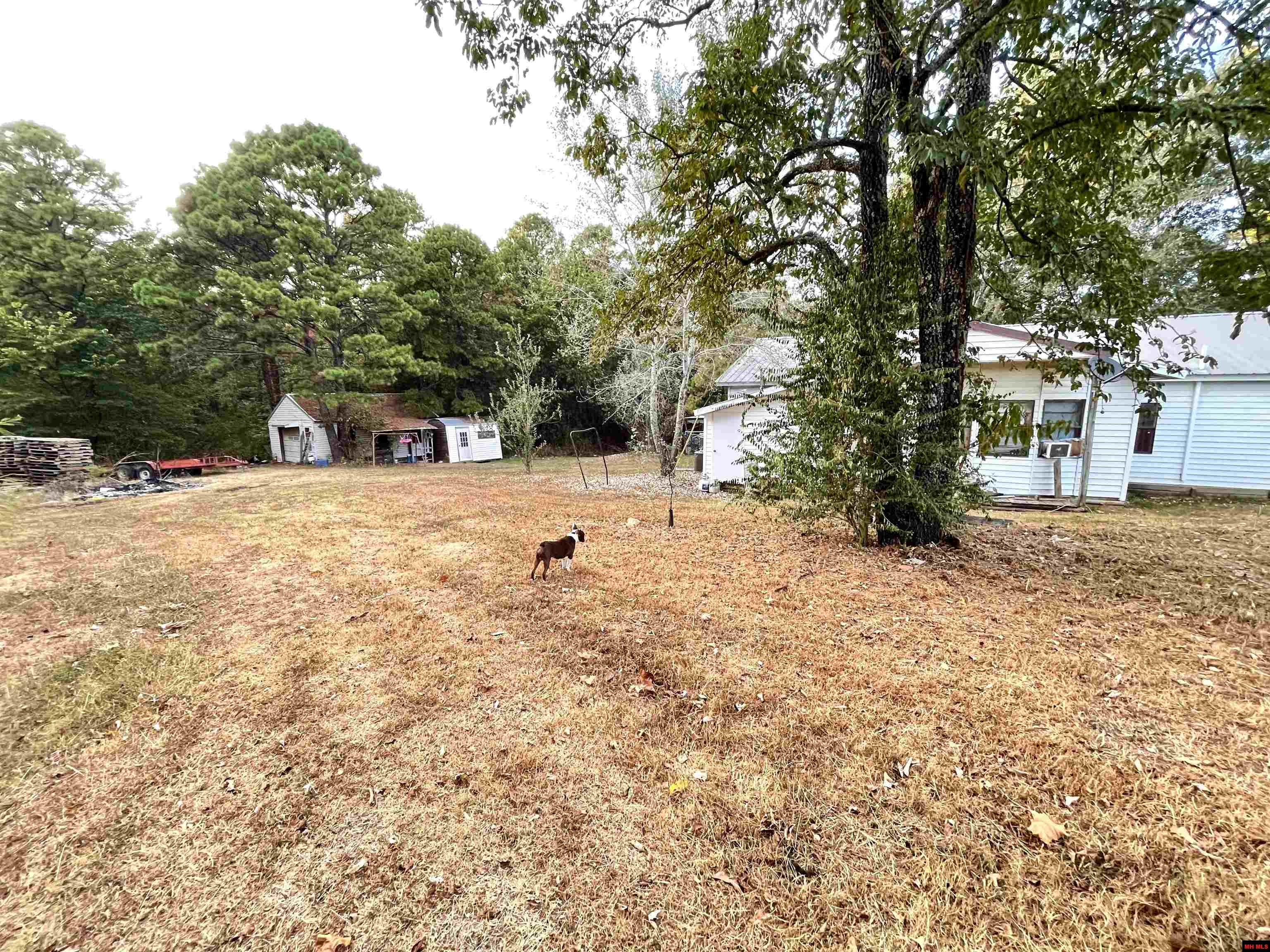 68 S IUKA ROAD Calico Rock, AR 72519