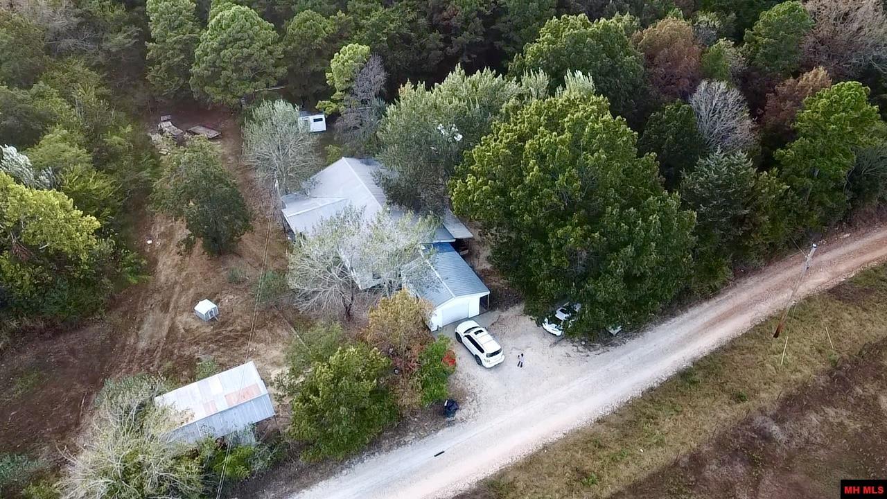 68 S IUKA ROAD Calico Rock, AR 72519