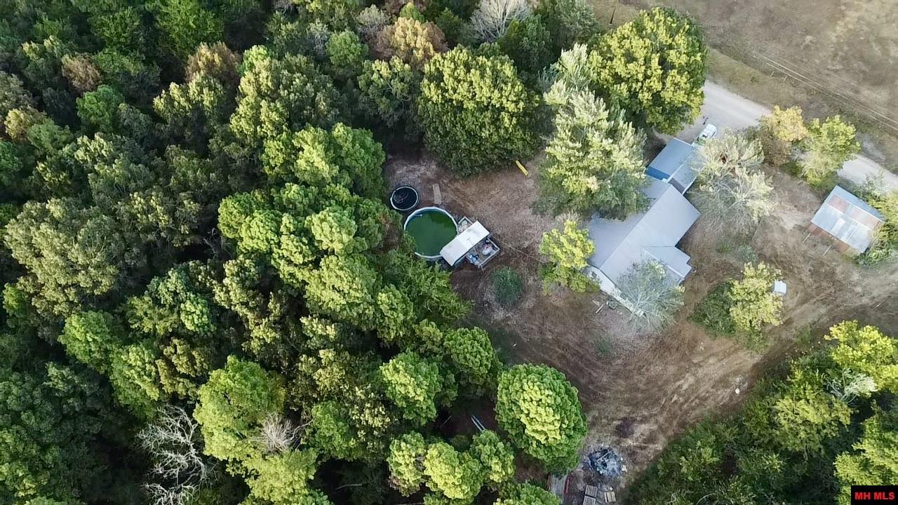 68 S IUKA ROAD Calico Rock, AR 72519