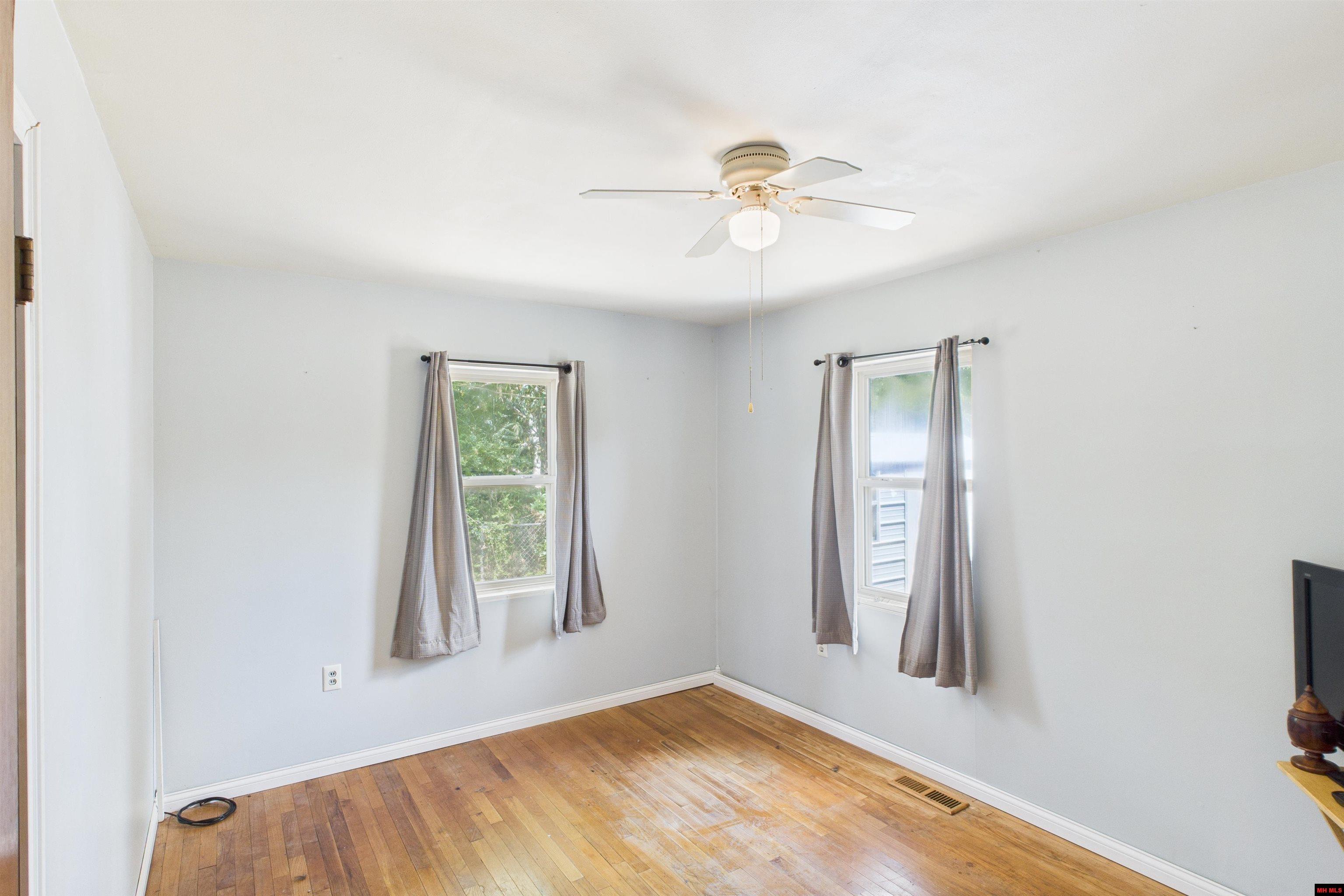 111 S JOHNSON STREET Gassville, AR 72635