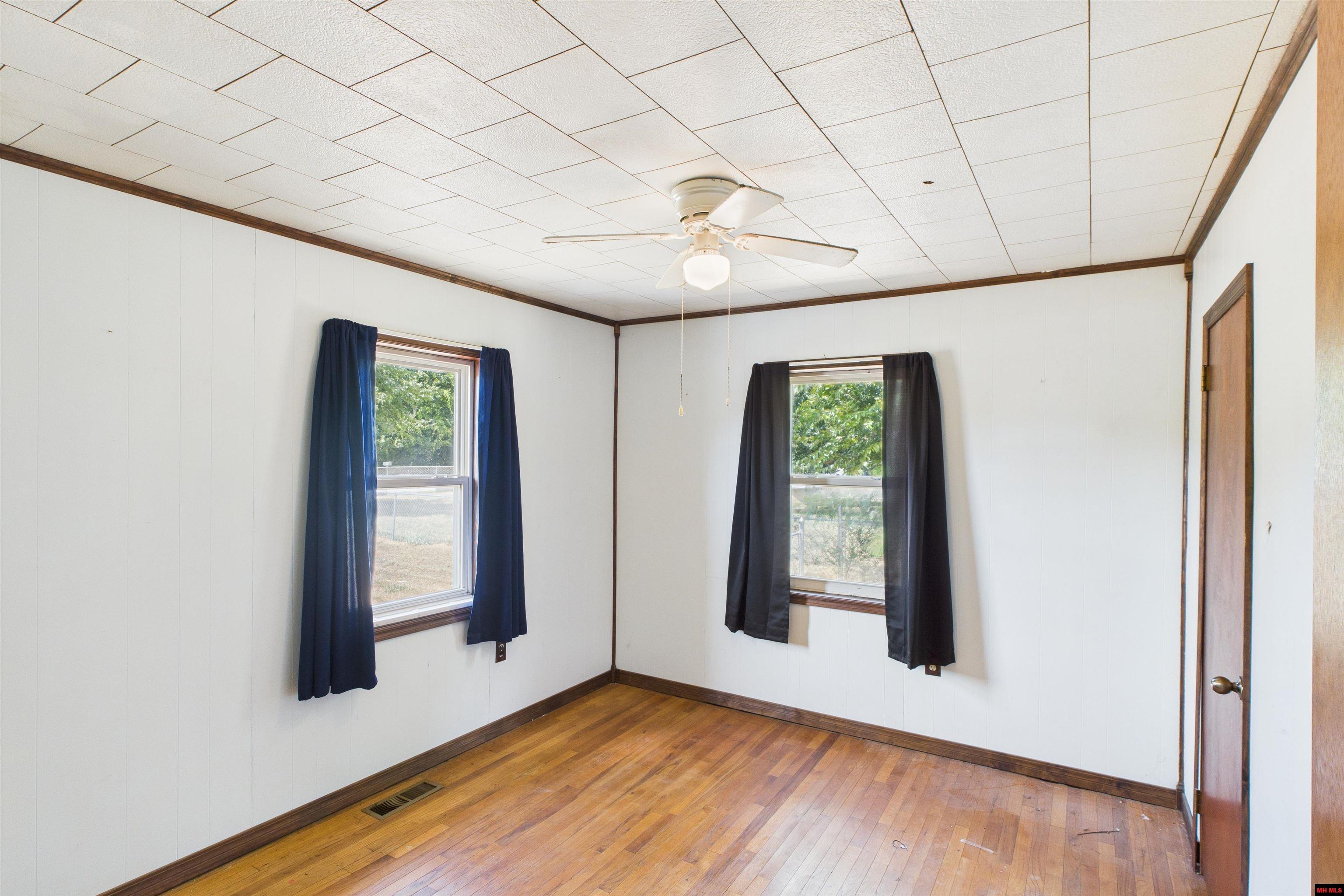 111 S JOHNSON STREET Gassville, AR 72635