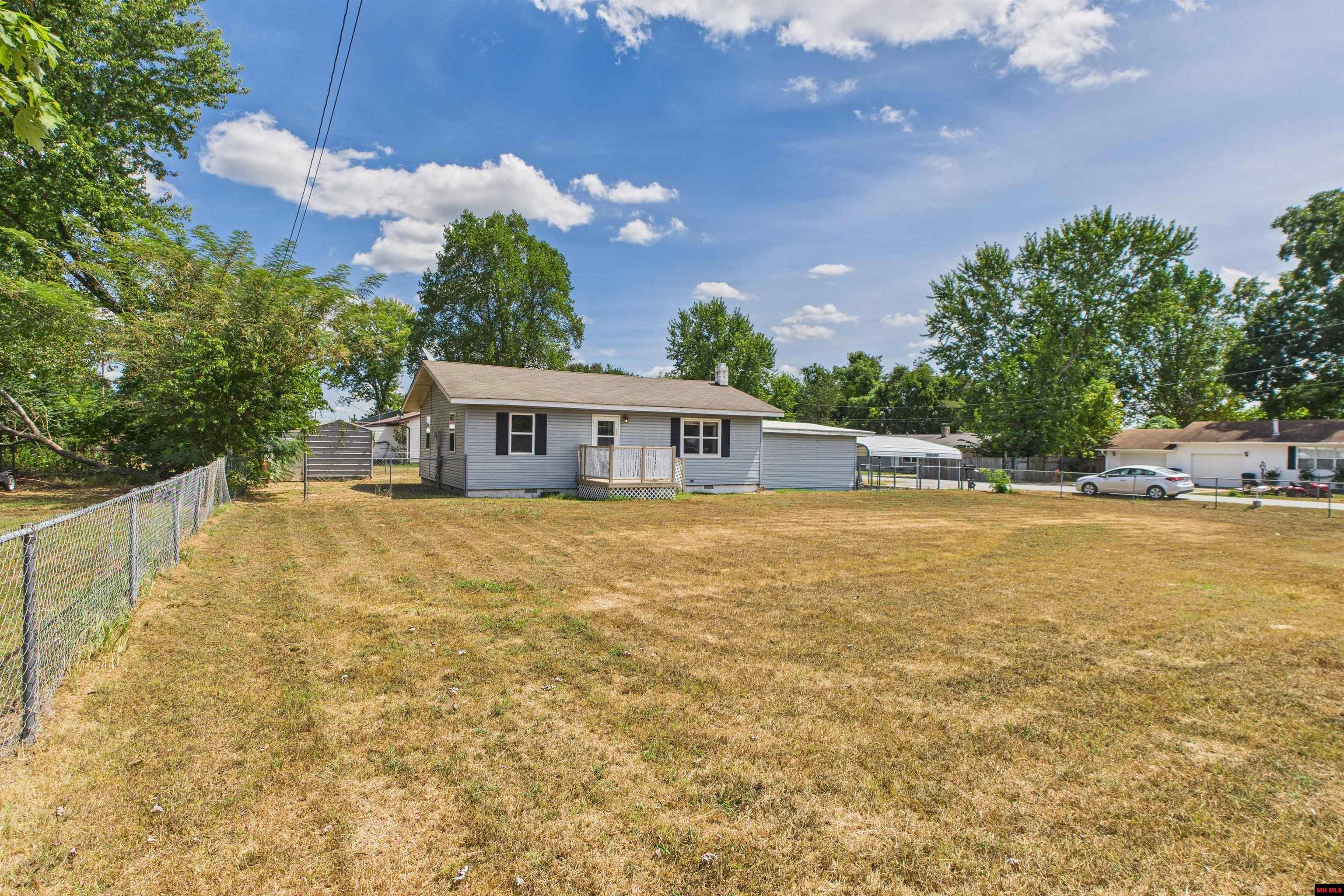 111 S JOHNSON STREET Gassville, AR 72635