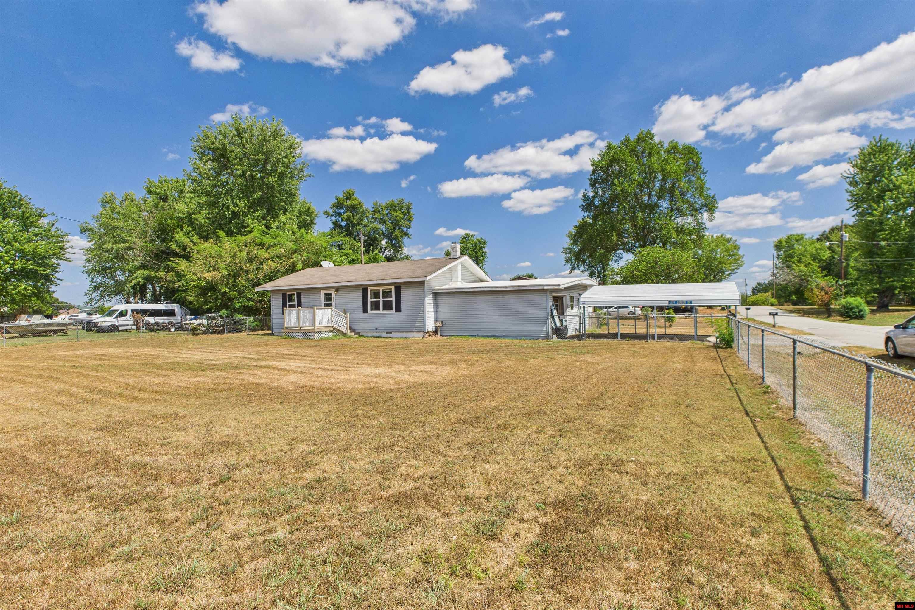 111 S JOHNSON STREET Gassville, AR 72635