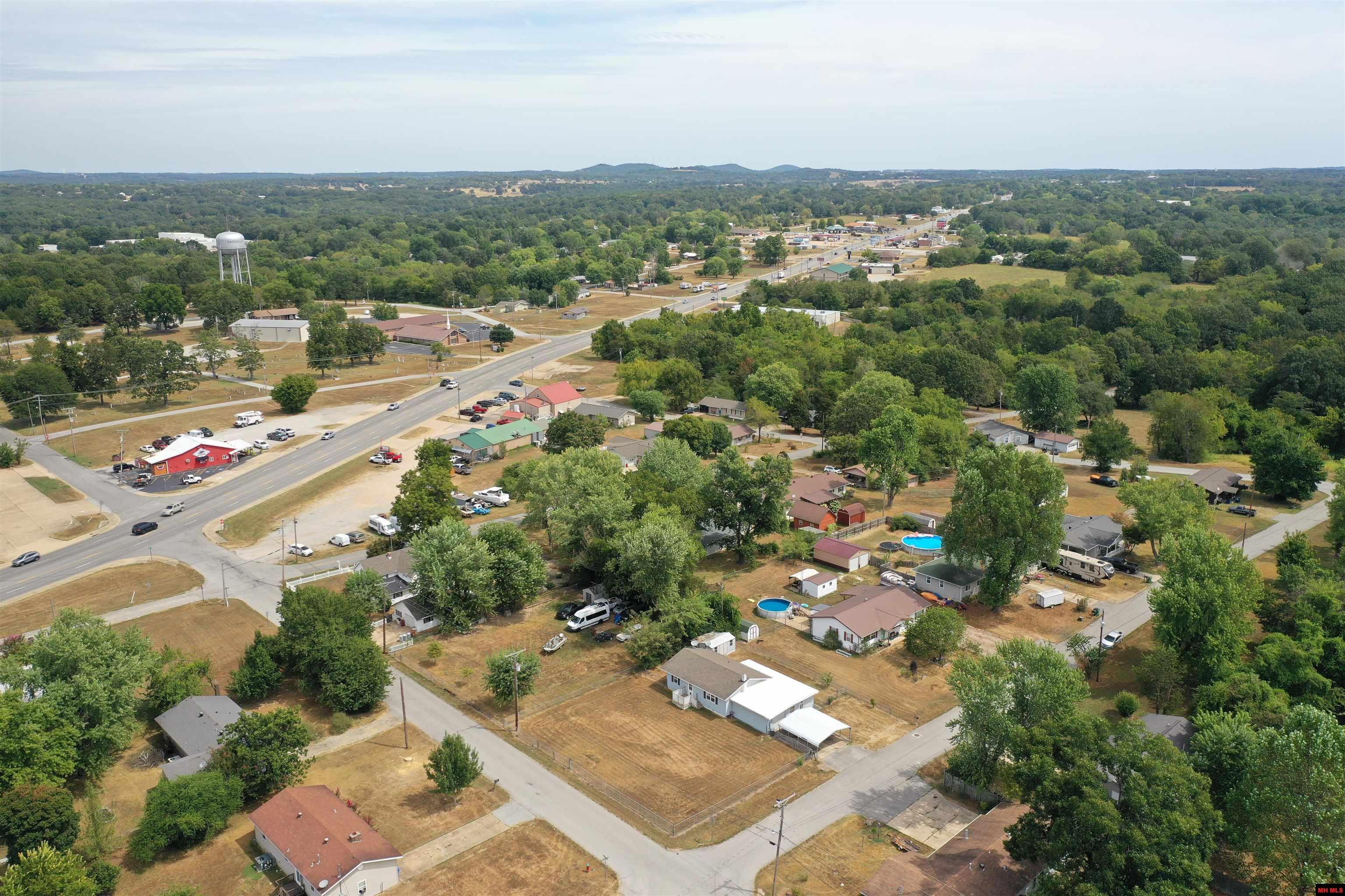 111 S JOHNSON STREET Gassville, AR 72635