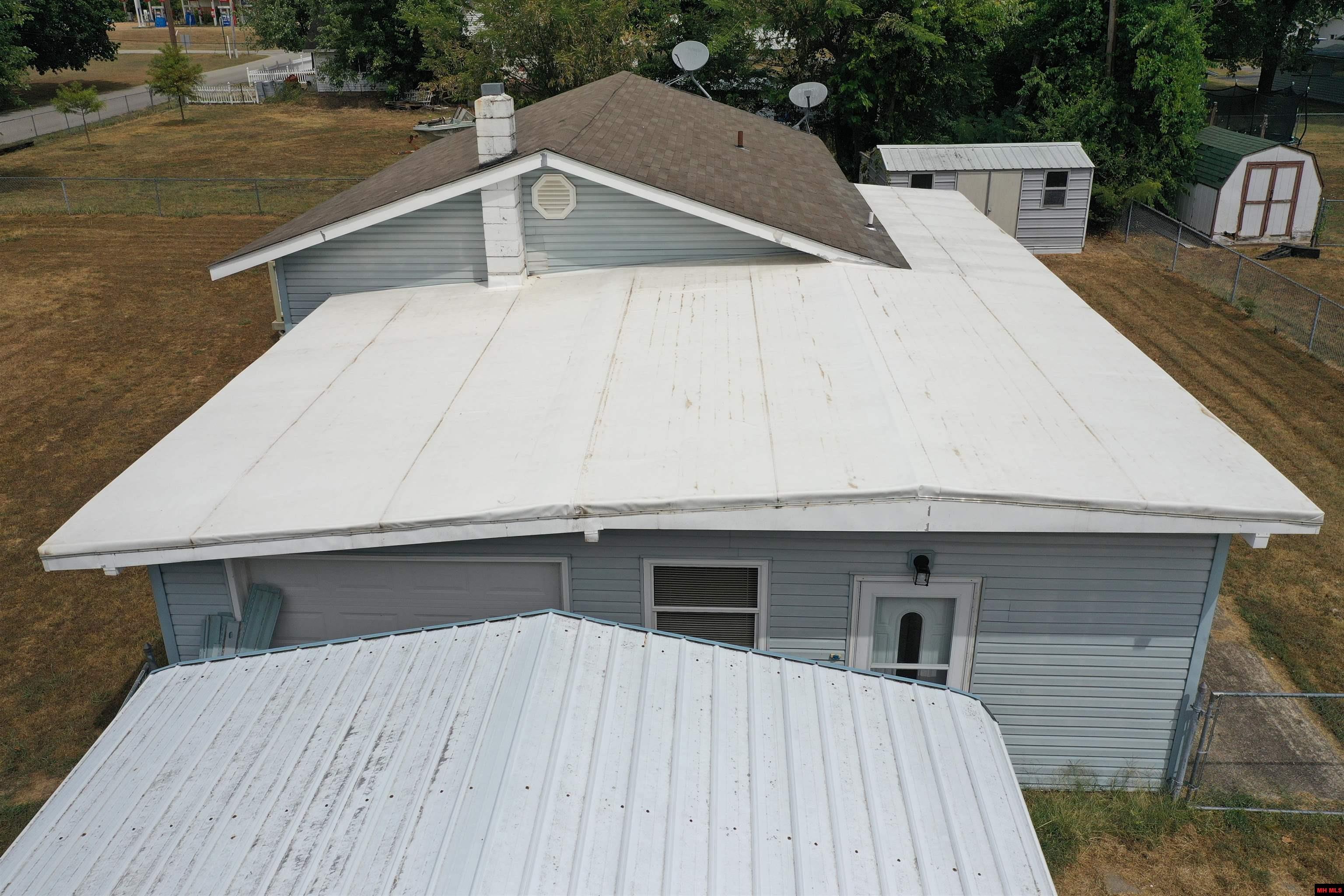 111 S JOHNSON STREET Gassville, AR 72635