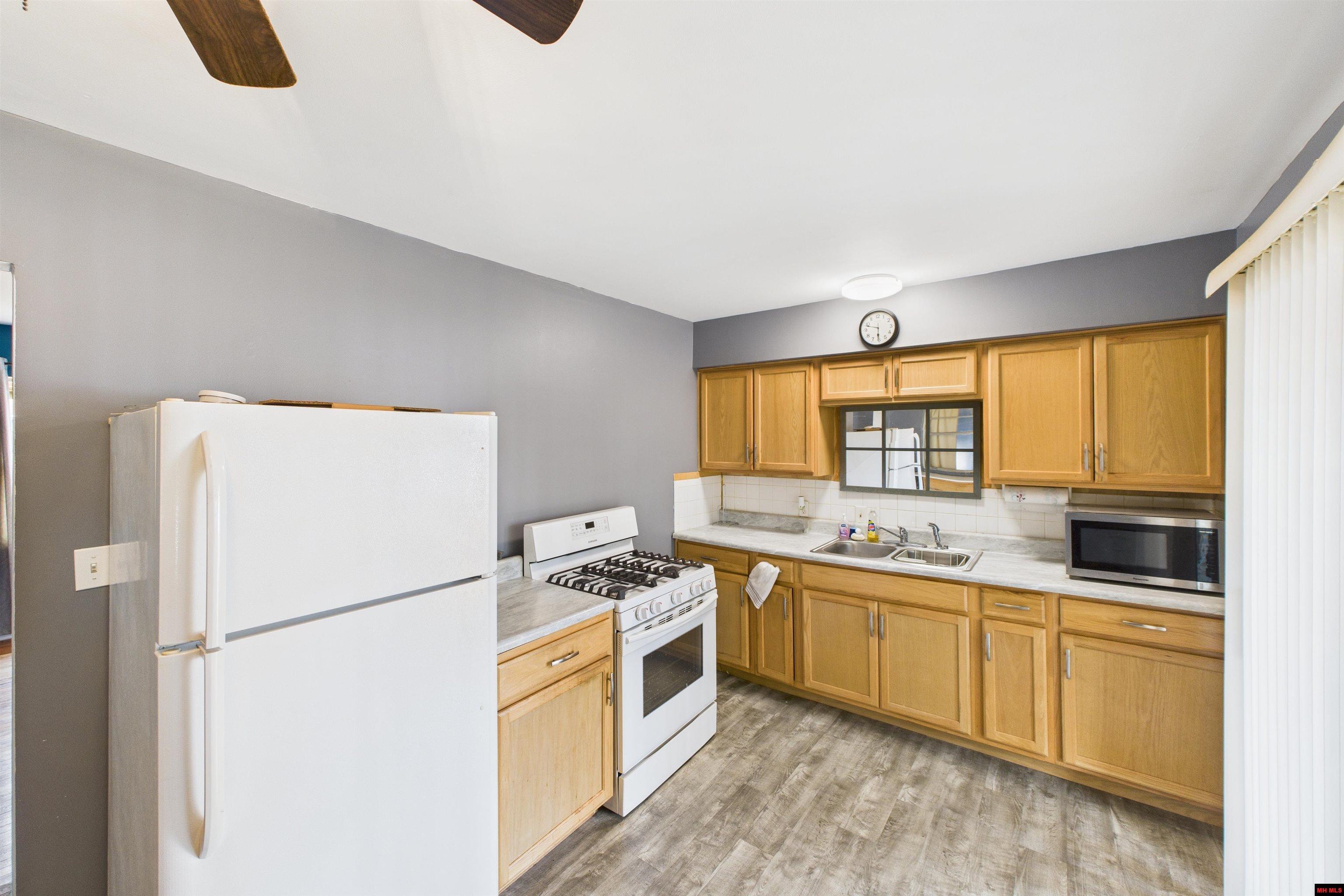 111 S JOHNSON STREET Gassville, AR 72635