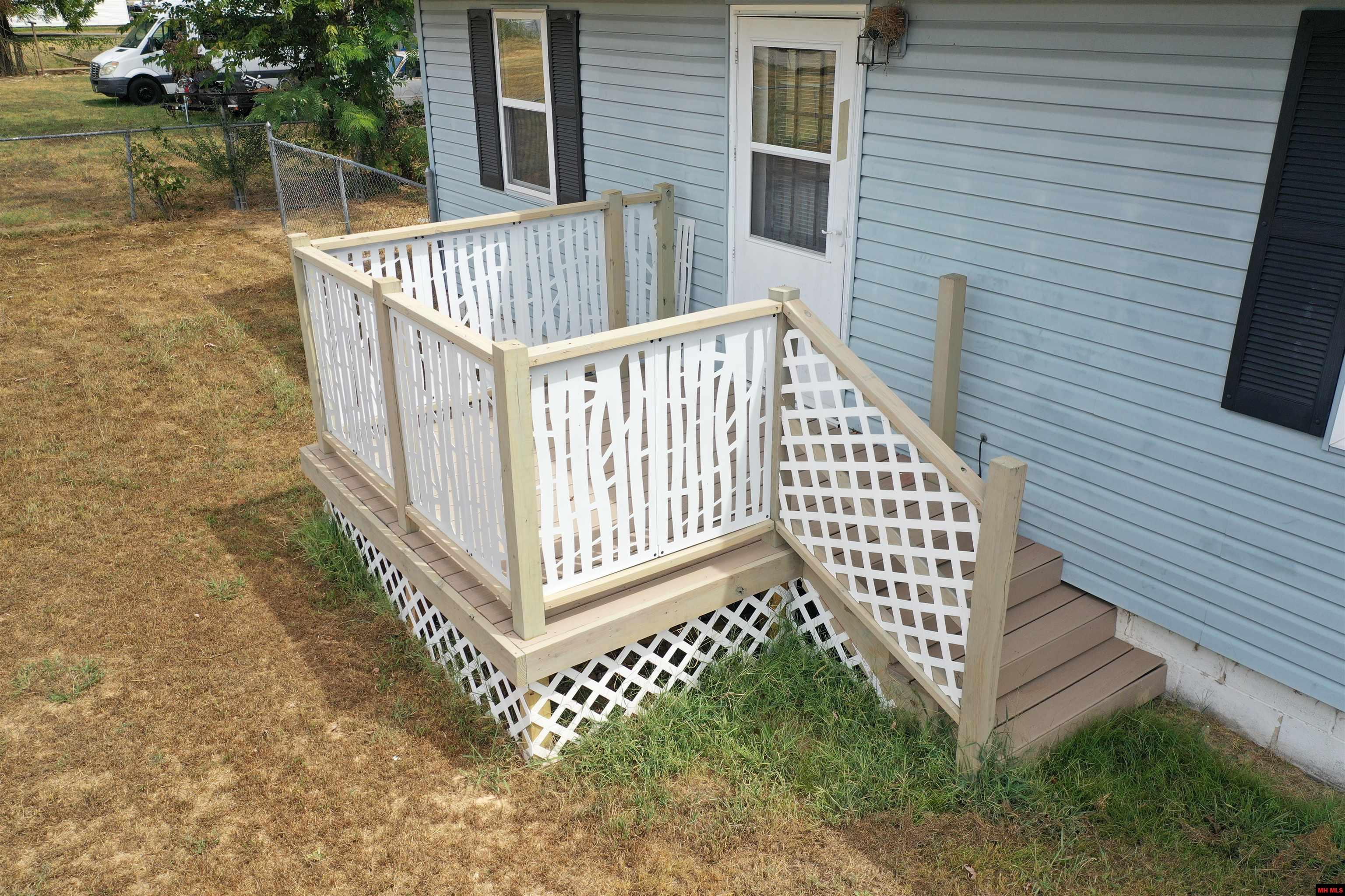 111 S JOHNSON STREET Gassville, AR 72635