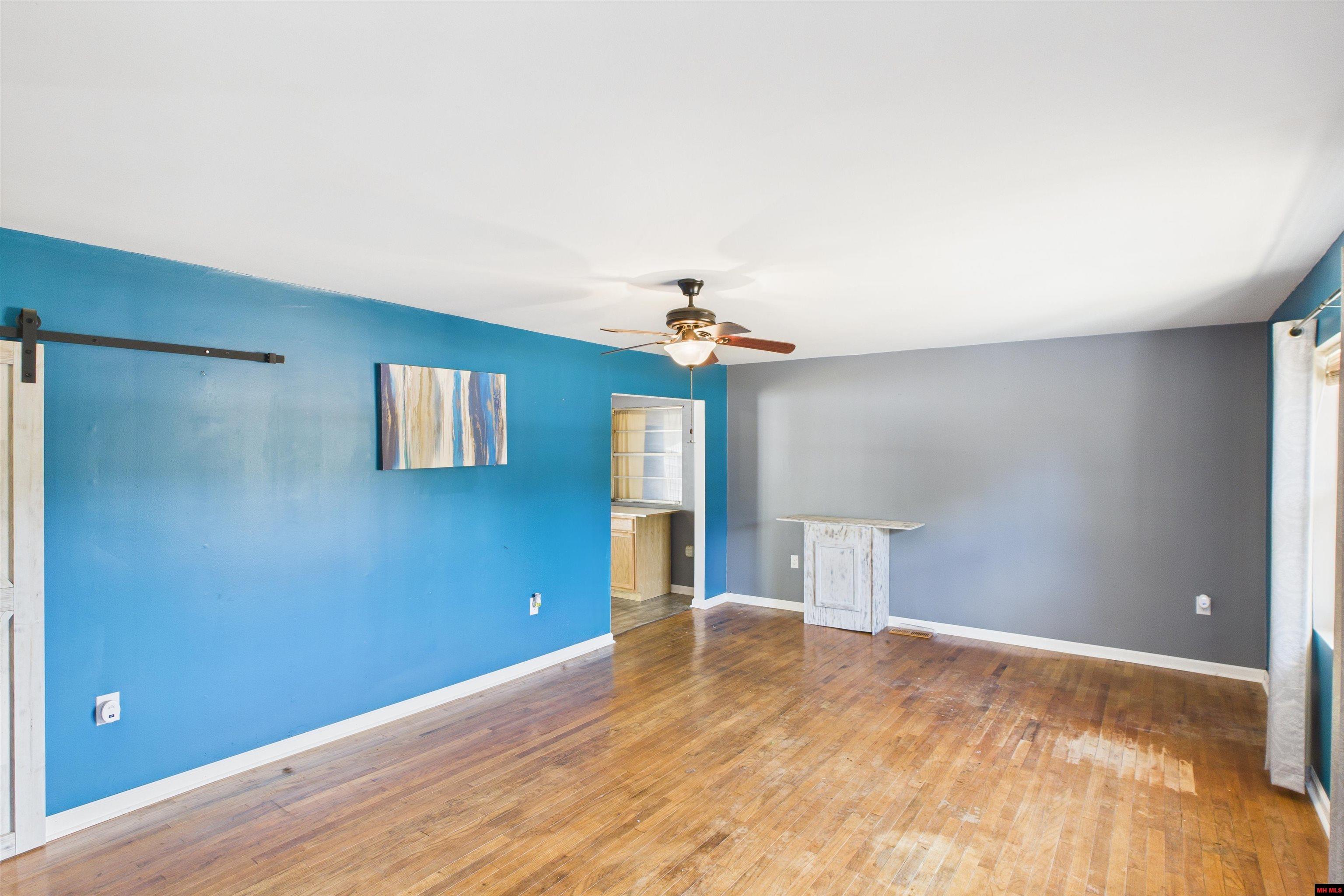 111 S JOHNSON STREET Gassville, AR 72635