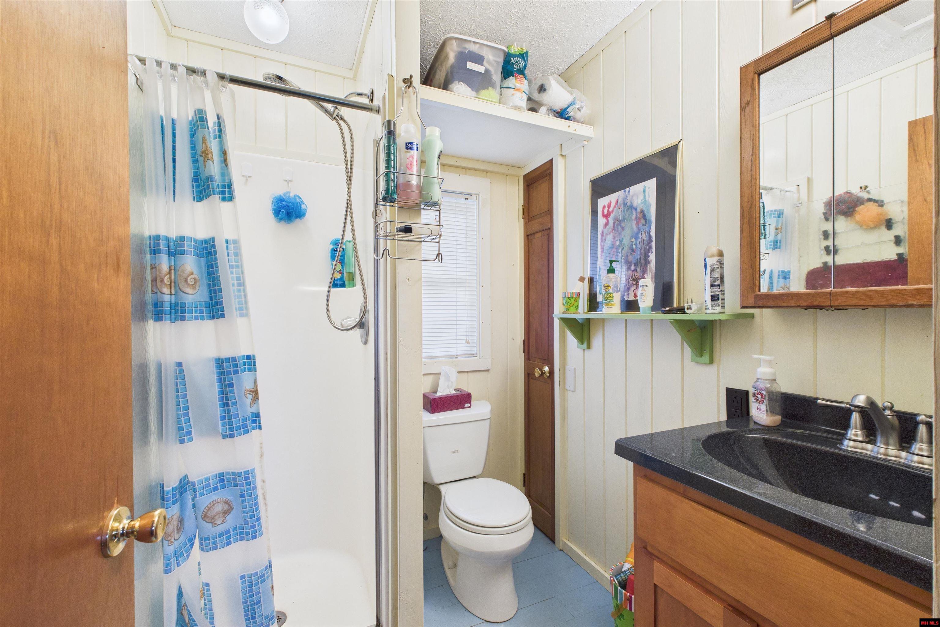 239 MC 126 Oakland, AR 72661