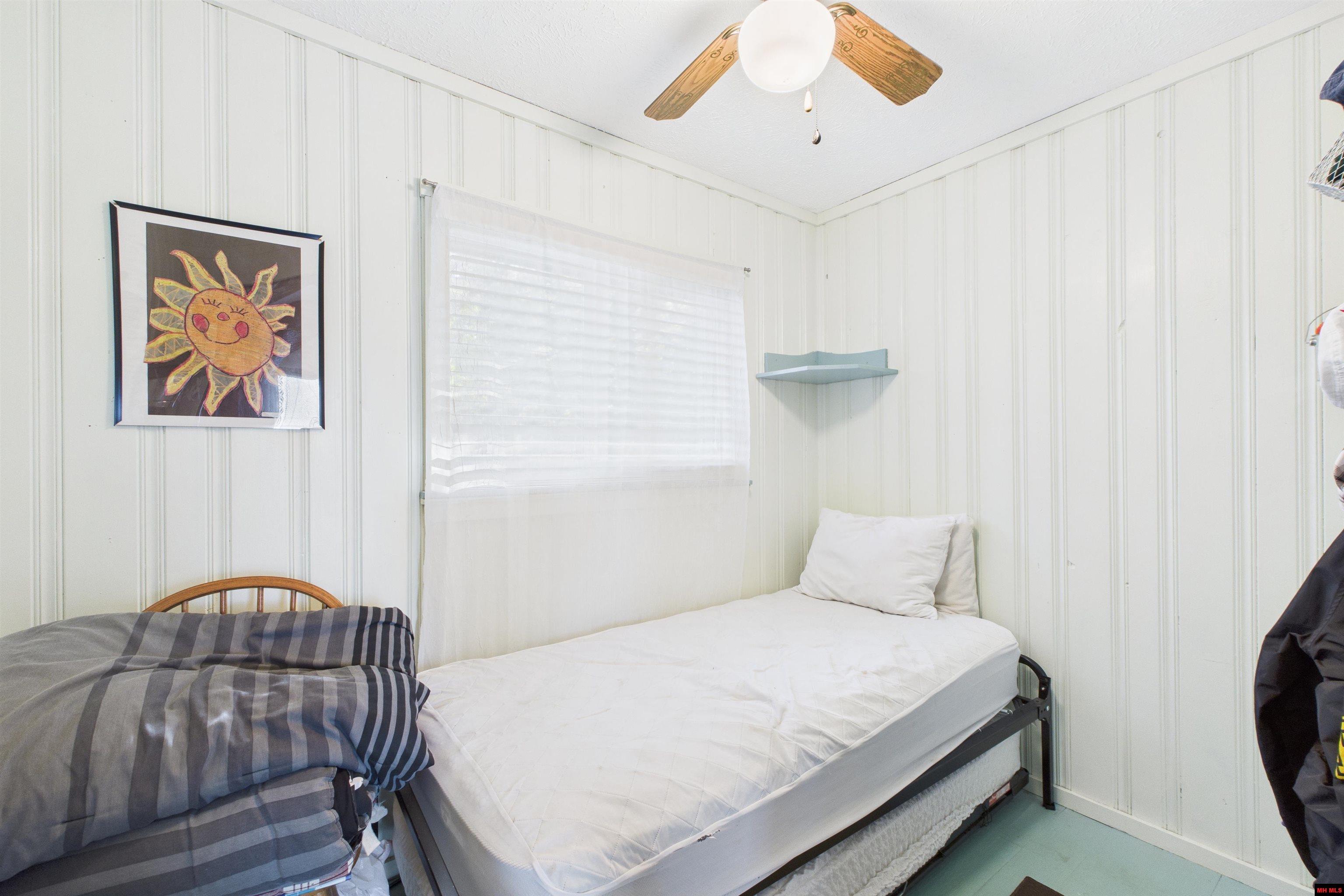 239 MC 126 Oakland, AR 72661