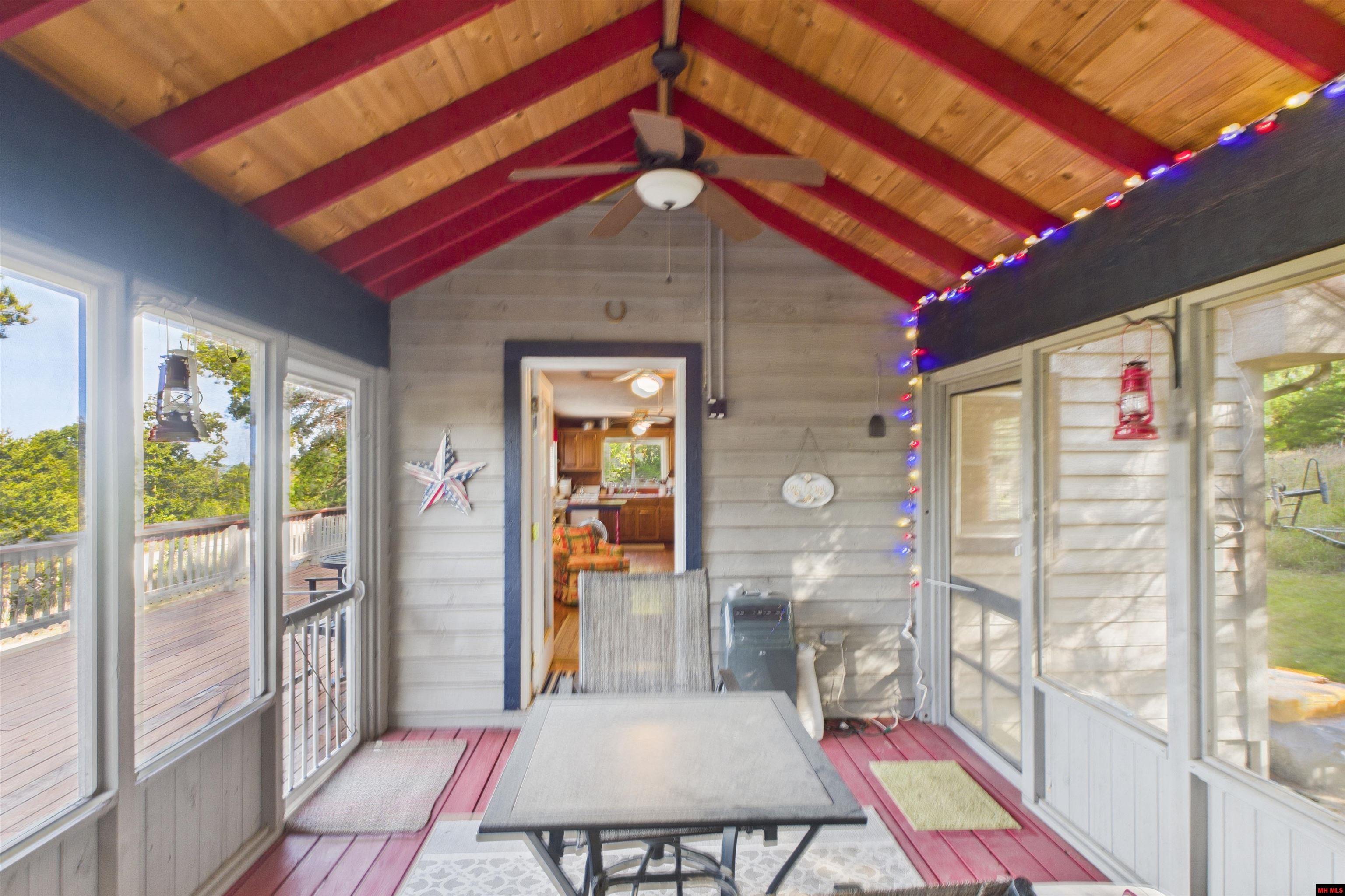 239 MC 126 Oakland, AR 72661