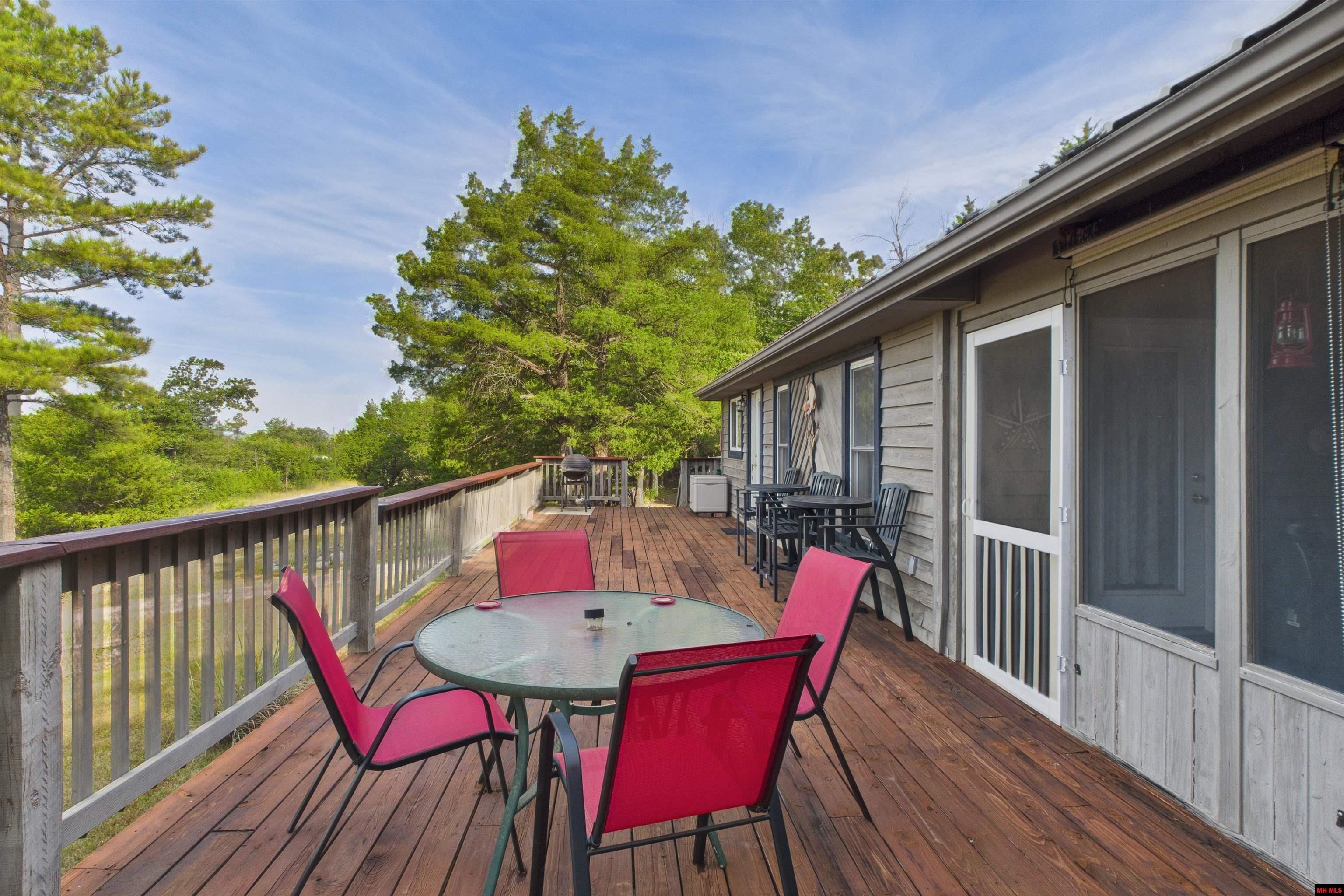 239 MC 126 Oakland, AR 72661