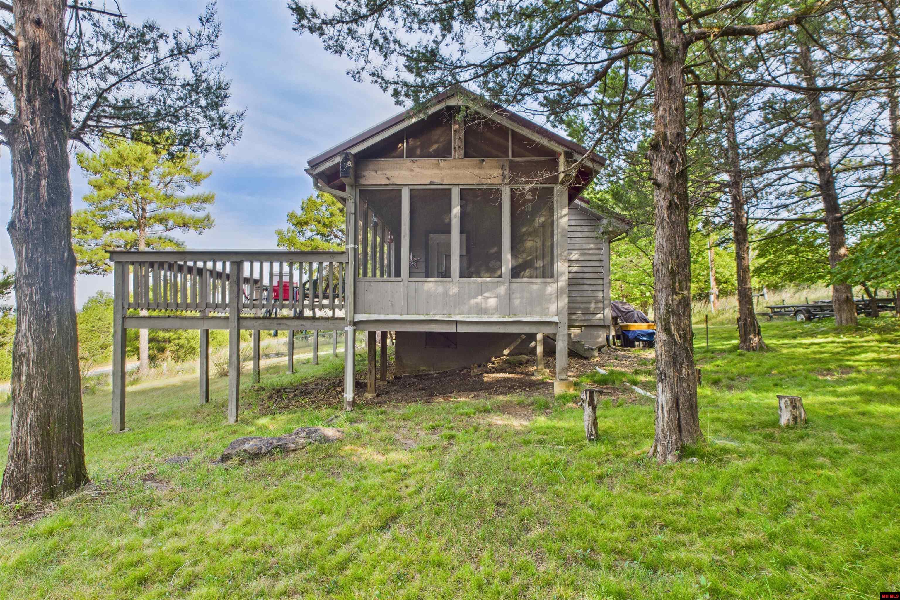 239 MC 126 Oakland, AR 72661